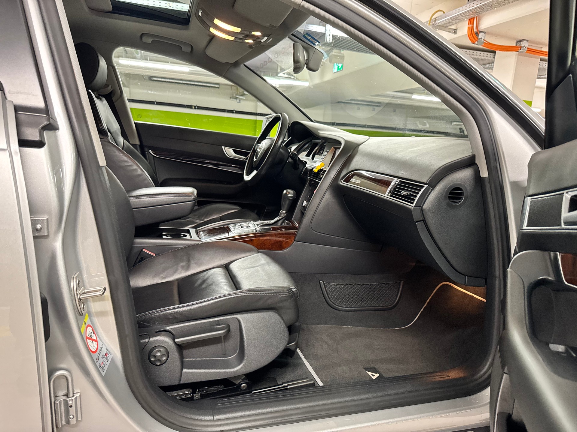 AUDI A6 allroad 3.0 TDI quattro-image-10