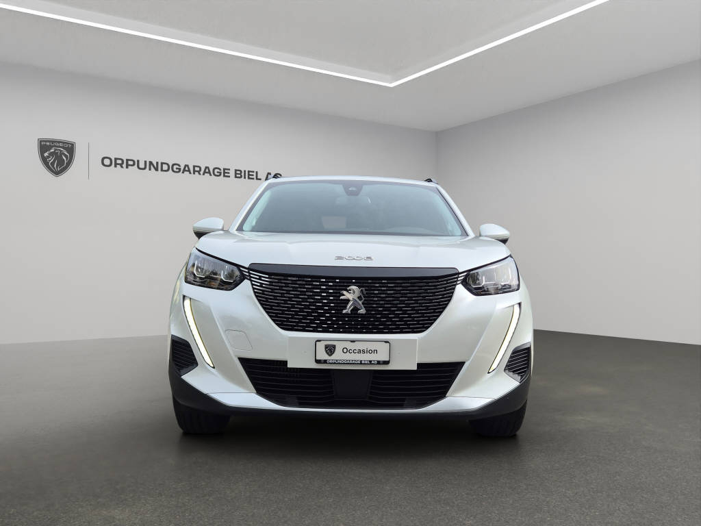 PEUGEOT 2008 1.2 PureTech 130 Allure-image-1