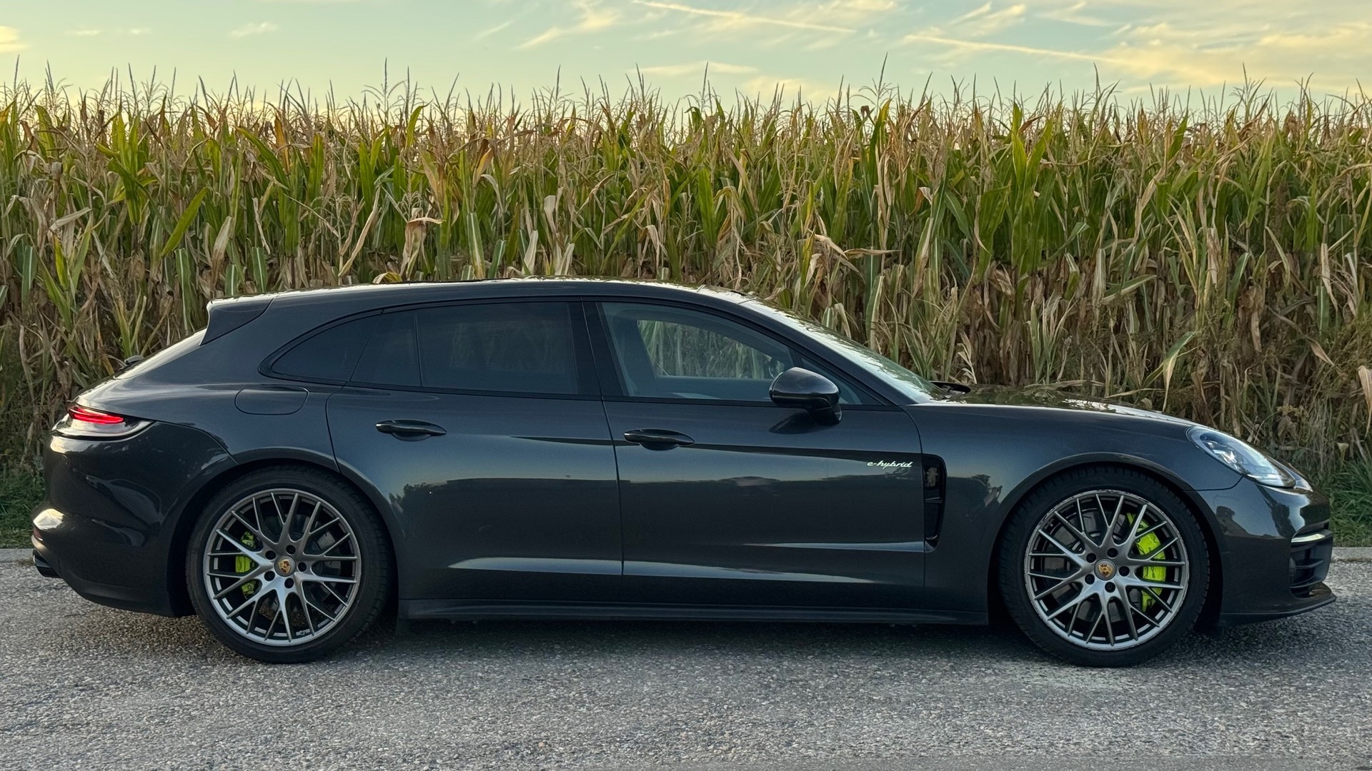 PORSCHE Panamera 4S E-Hybrid Sport Turismo PDK-image-5
