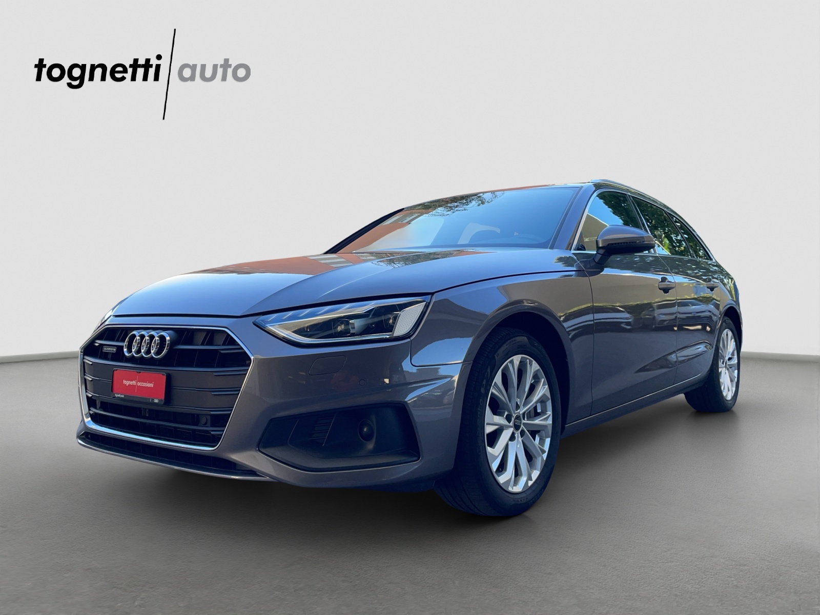 AUDI A4 Avant 40 TDI Attraction quattro S-tronic-image-0