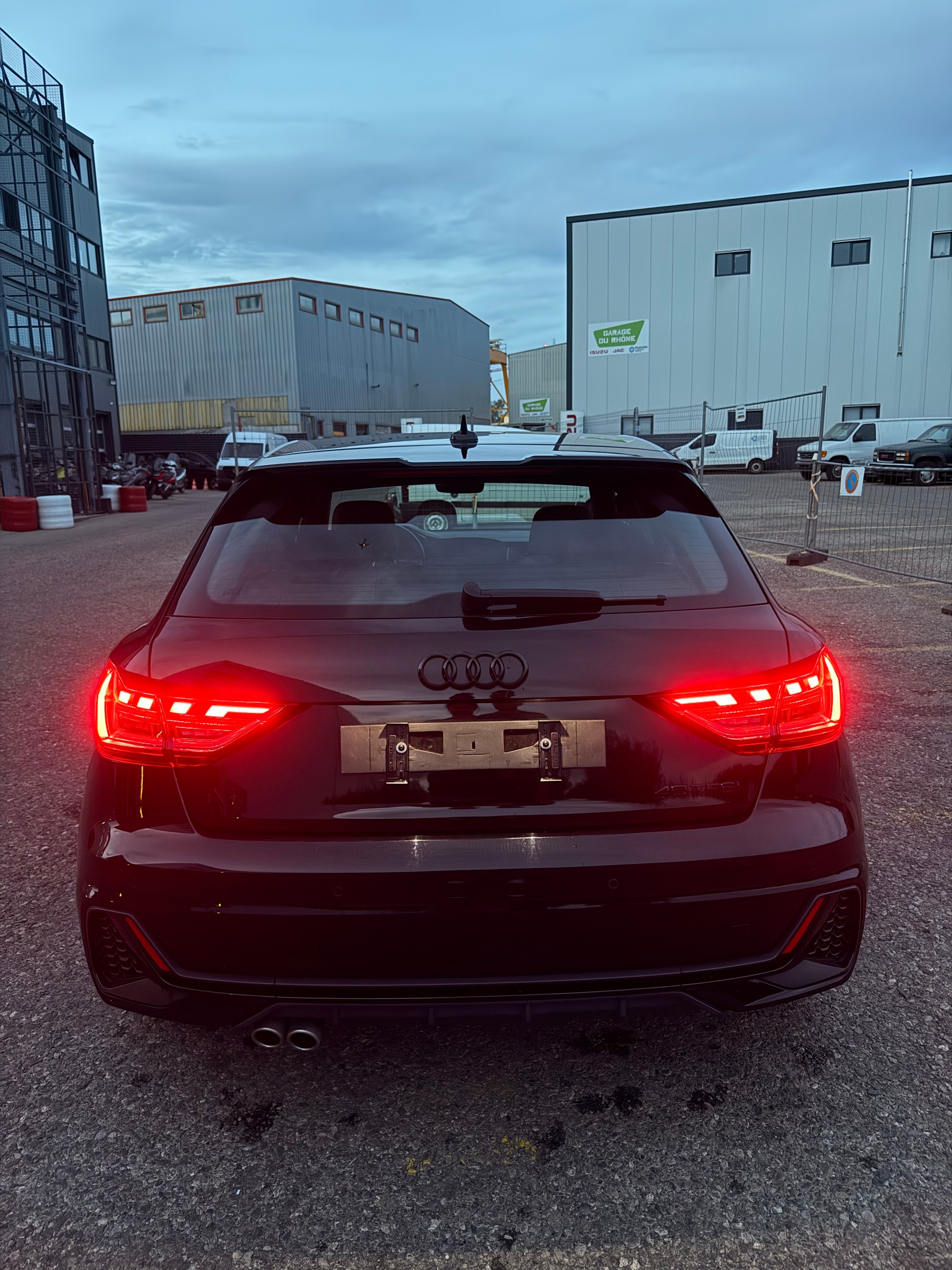 AUDI 2.0 40 TFSI S Line S-Tronic-image-2