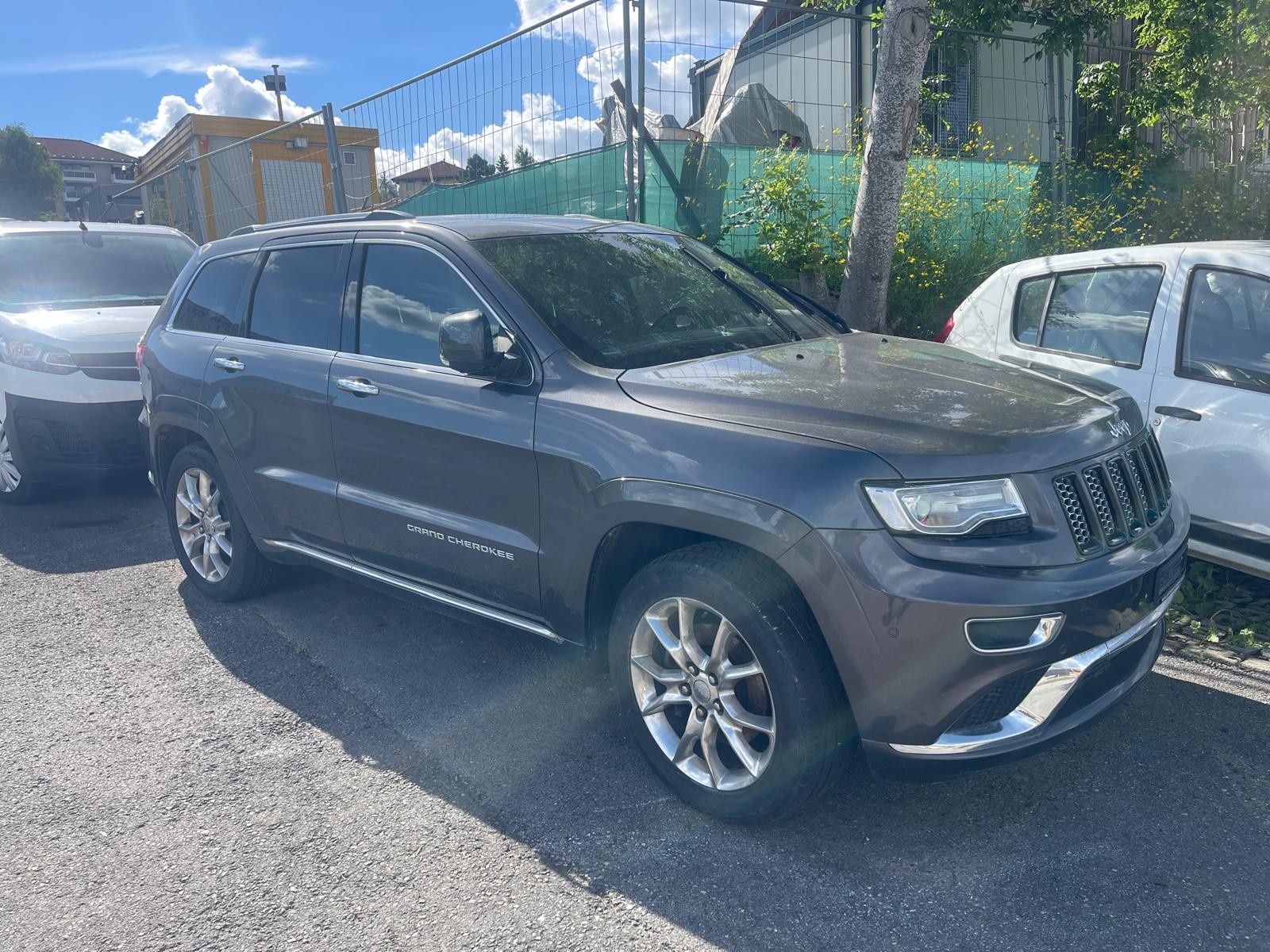 JEEP Grand Cherokee 3.0 CRD Summit Automatic-image-2