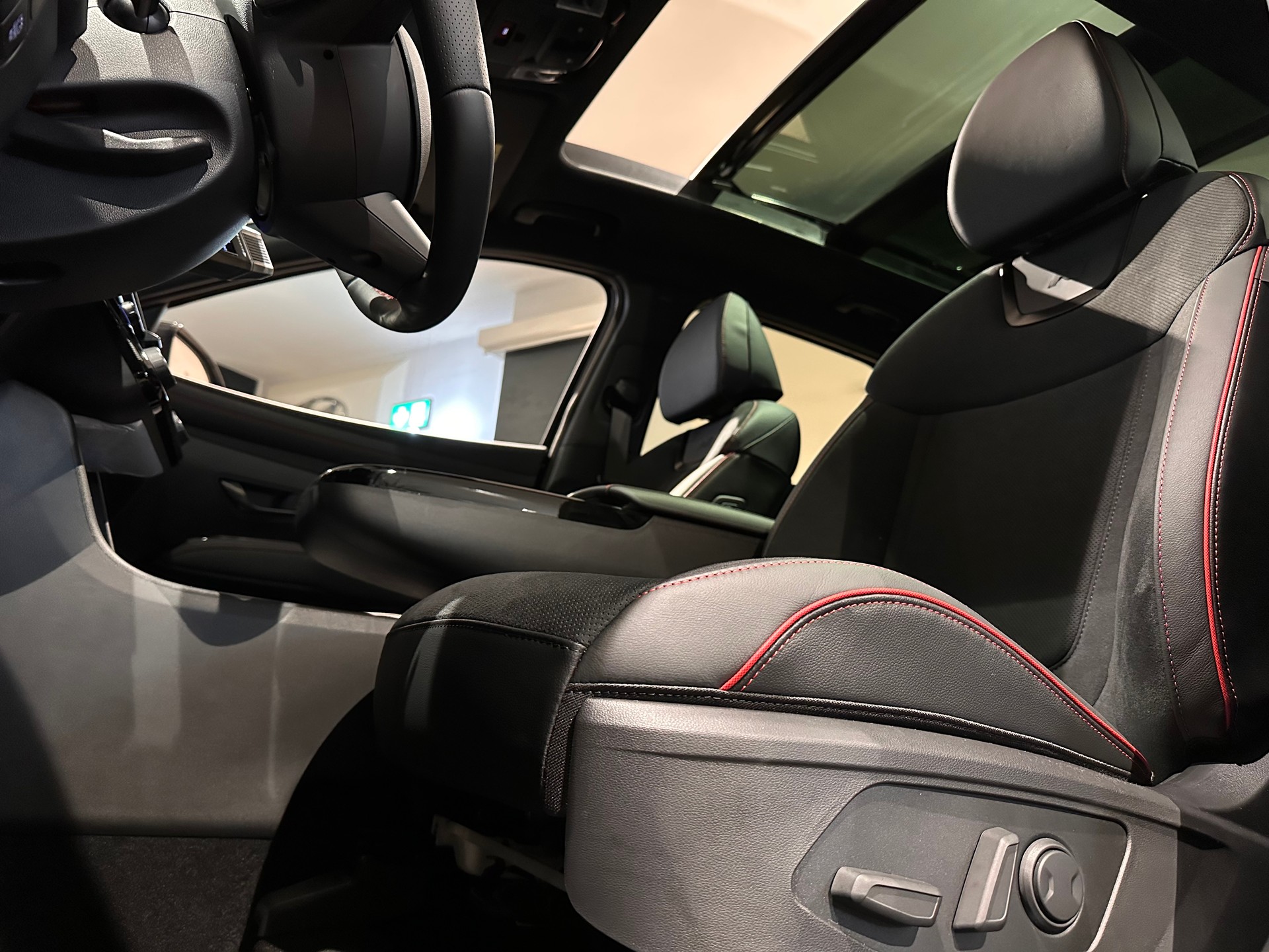 HYUNDAI Tucson 1.6 HEV N-Line 4WD-image-8