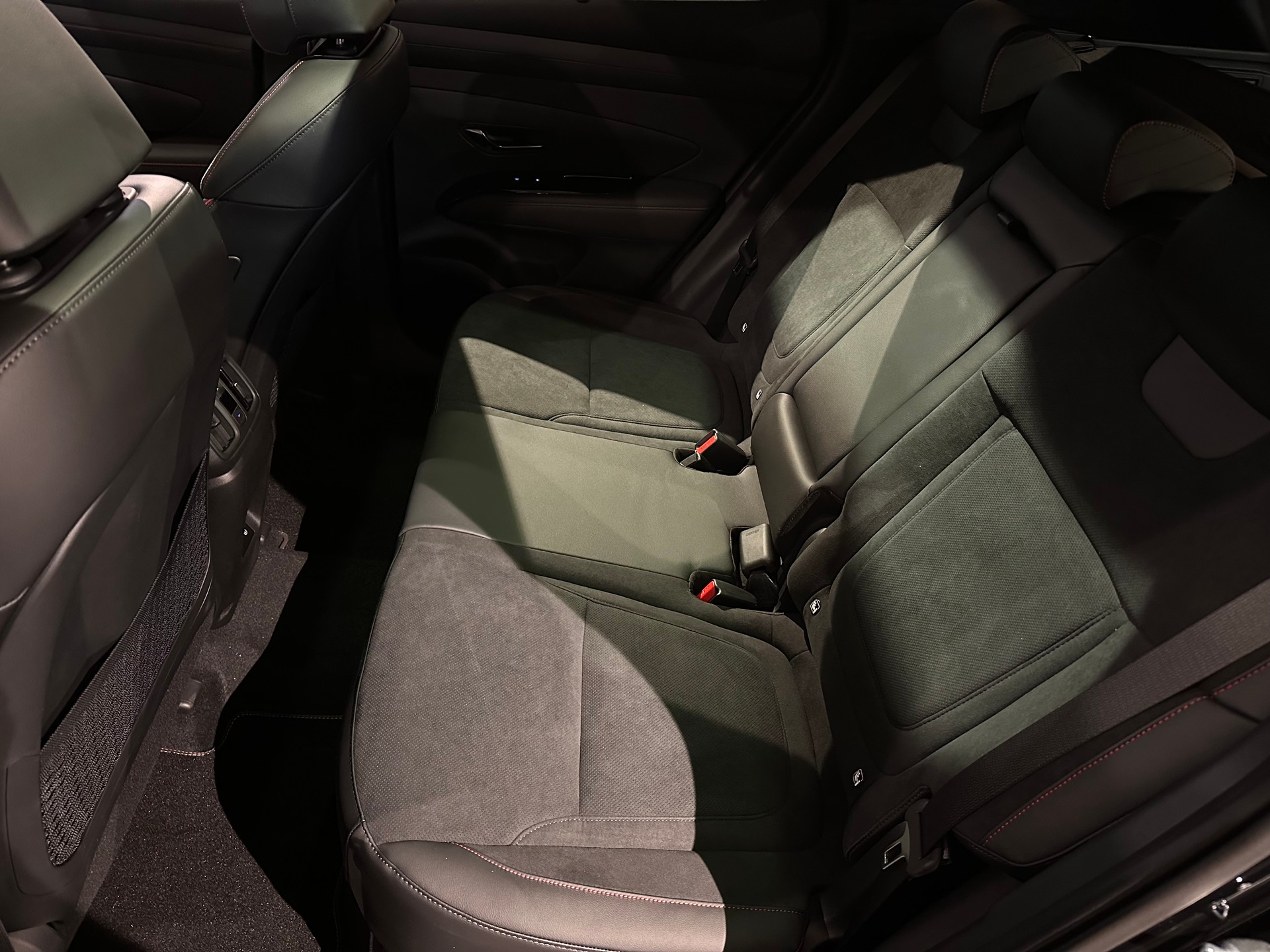 HYUNDAI Tucson 1.6 HEV N-Line 4WD-image-11
