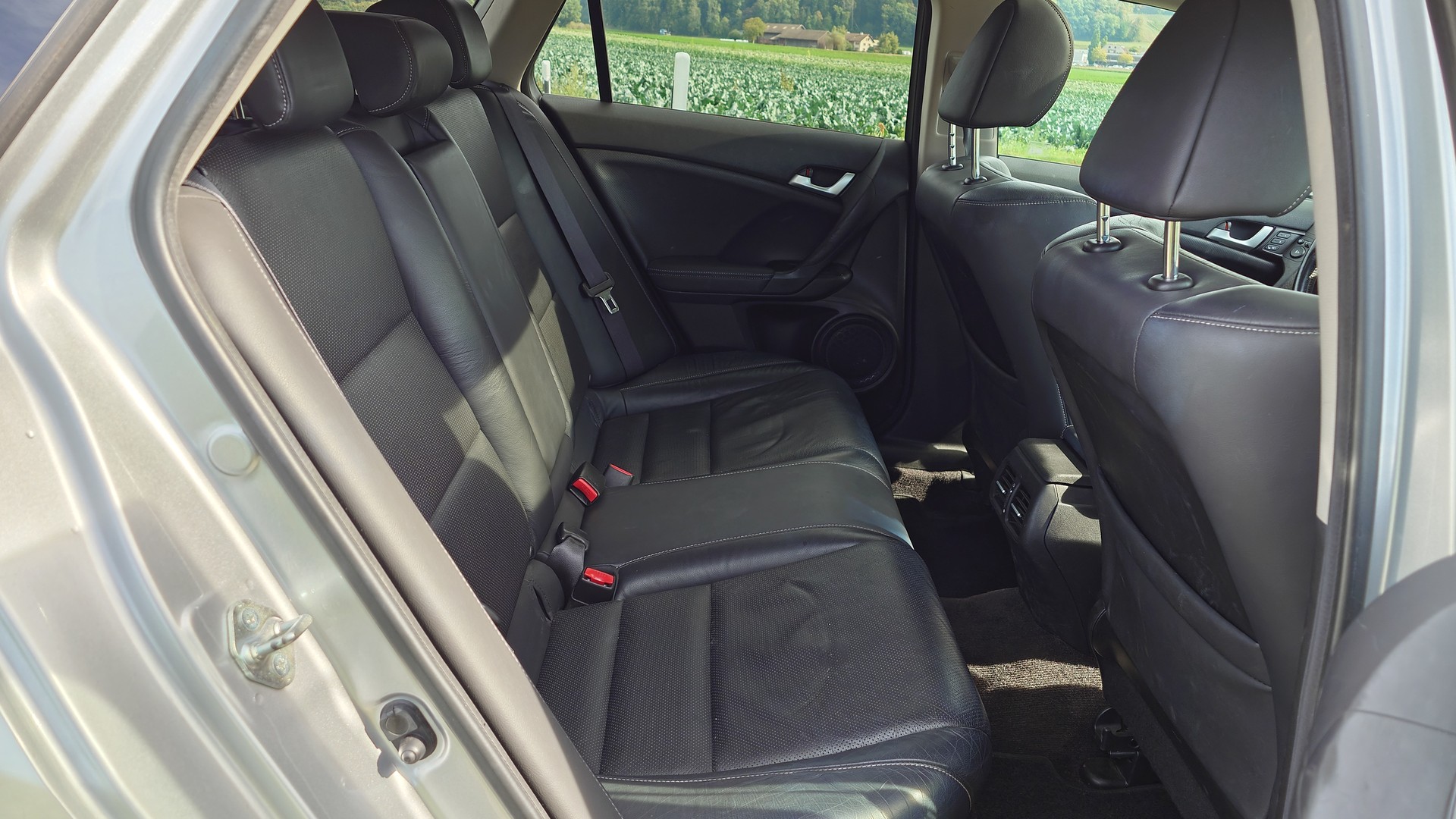 HONDA Accord Tourer 2.2 i-CTDi Executive-image-13