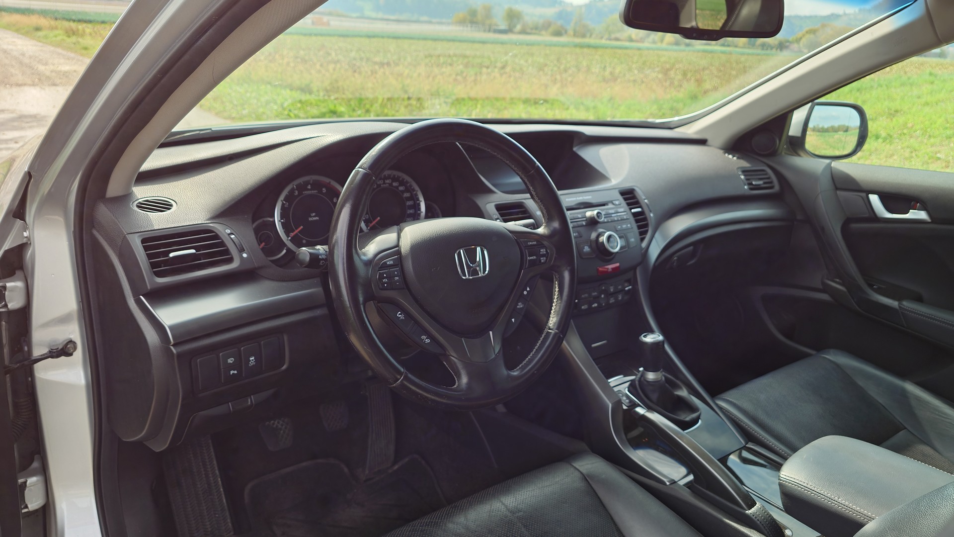 HONDA Accord Tourer 2.2 i-CTDi Executive-image-10
