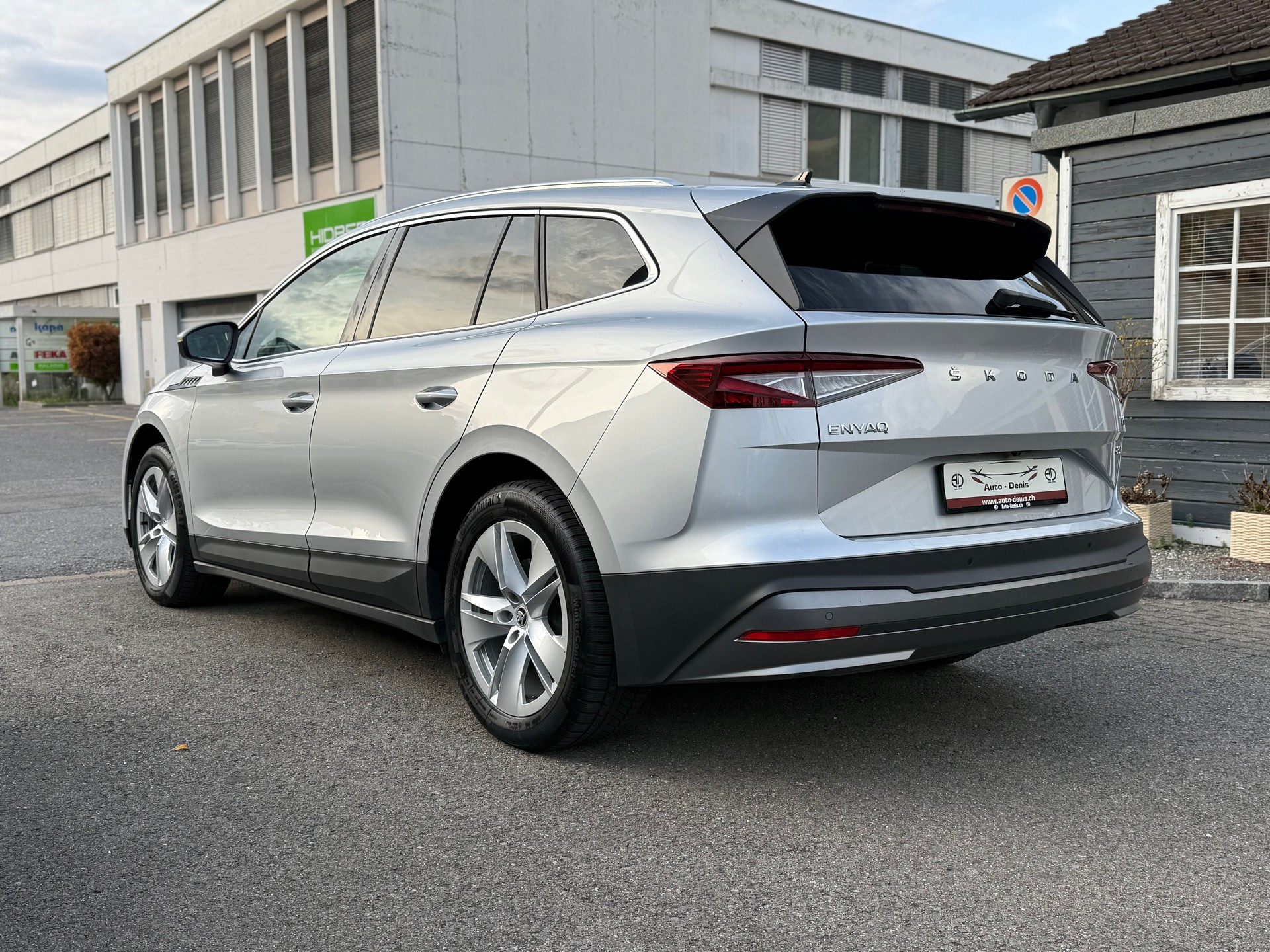 SKODA Enyaq iV 80-image-5