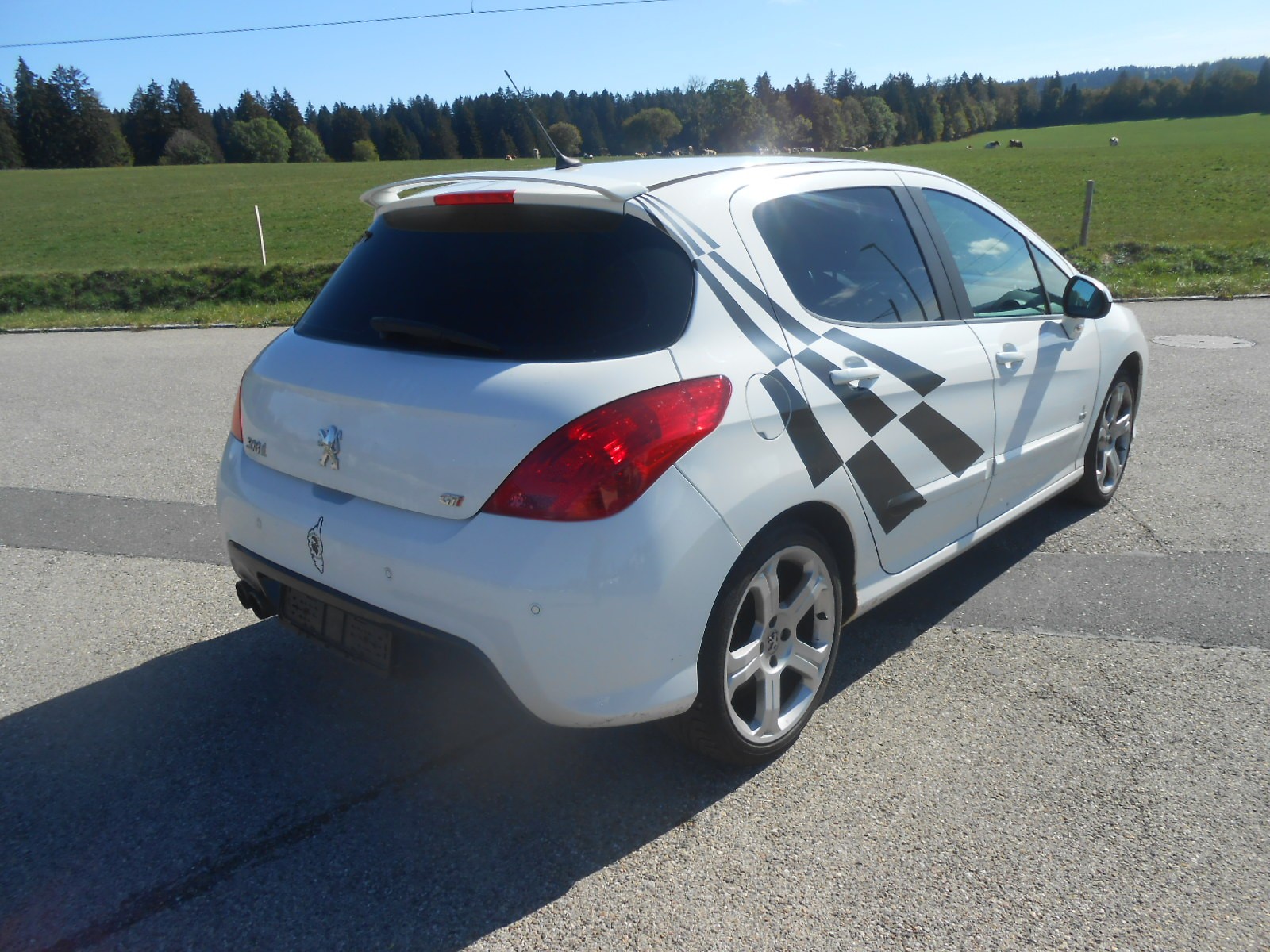 PEUGEOT 308 1.6 16V T GTi-image-4