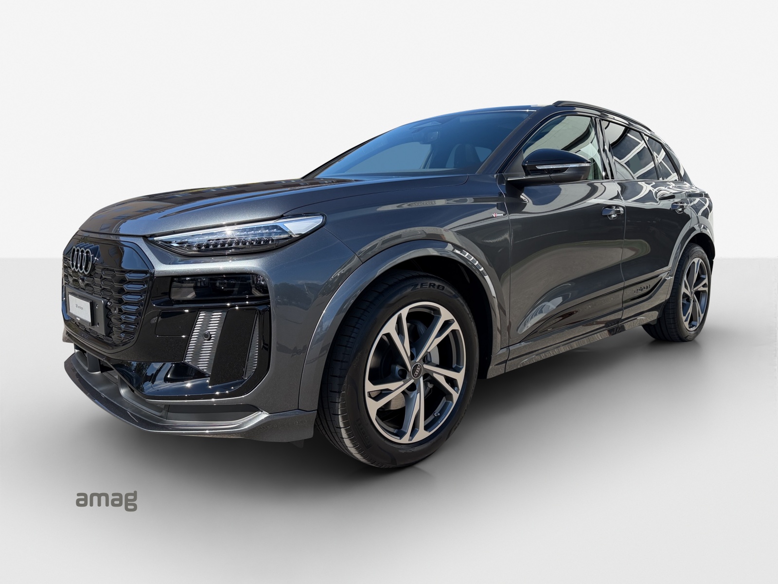 AUDI Q6 e-tron quattro-image-0