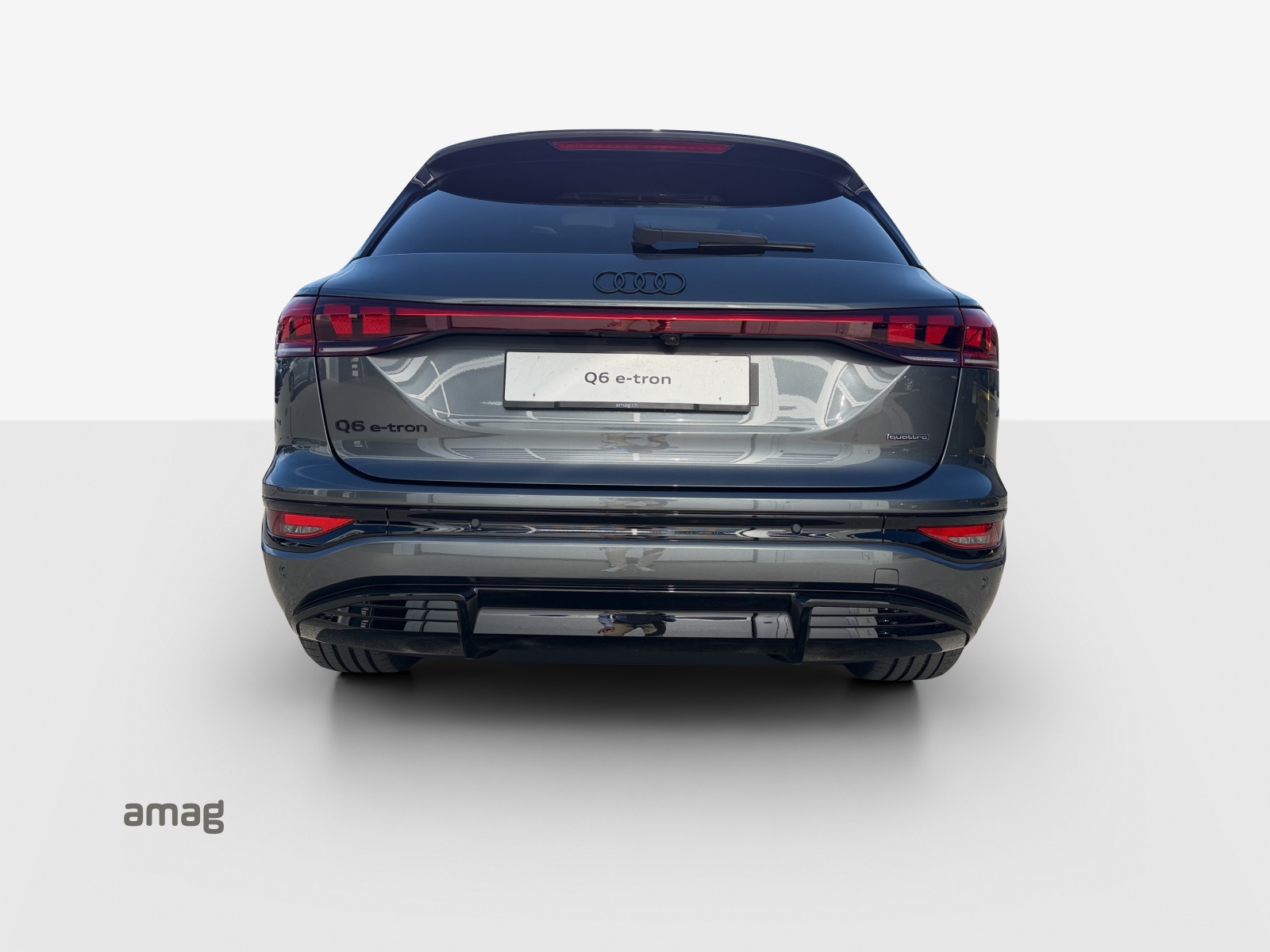 AUDI Q6 e-tron quattro-image-3