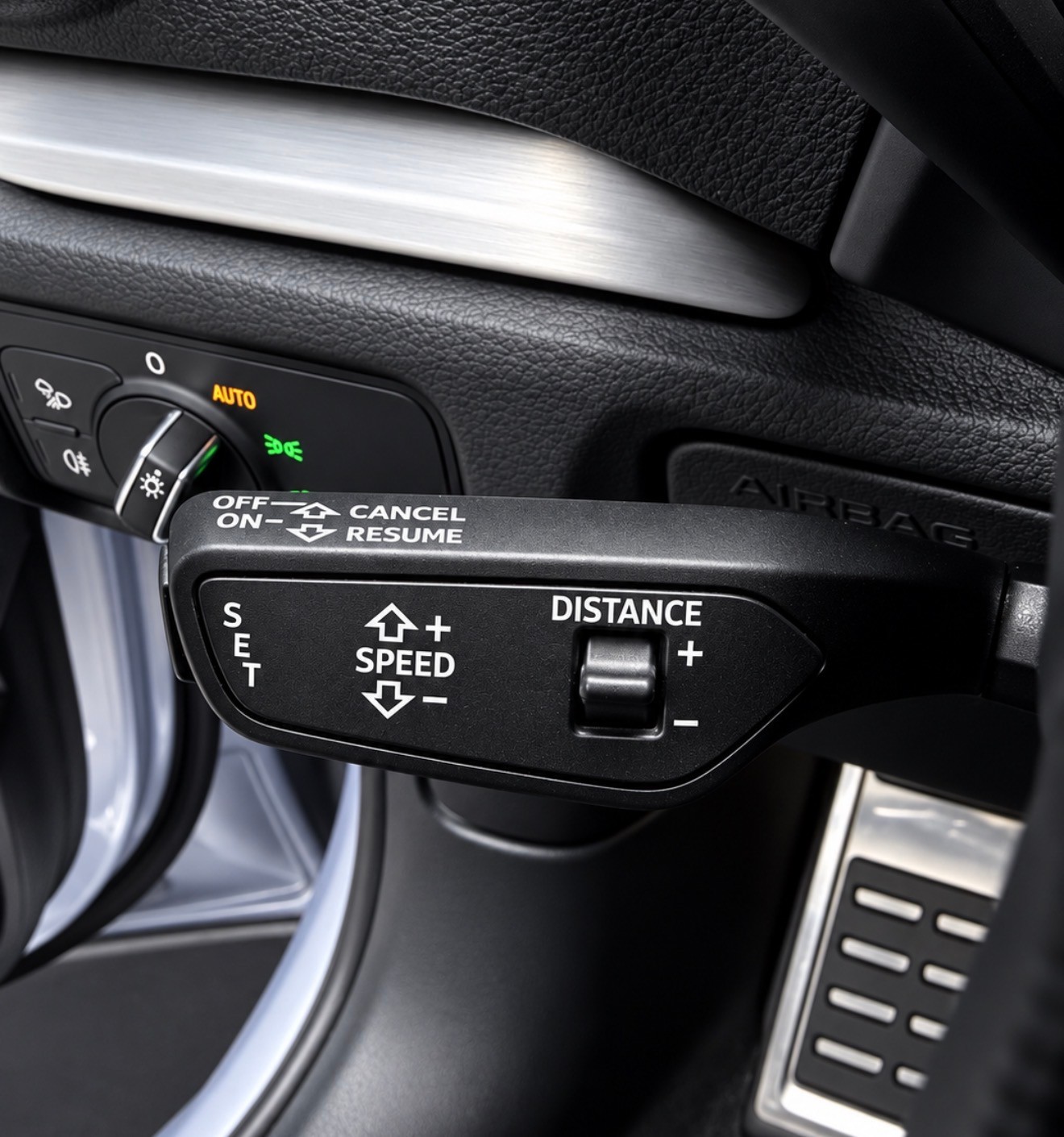 AUDI A3 Sportback 35 TFSI Sport S-tronic-image-25