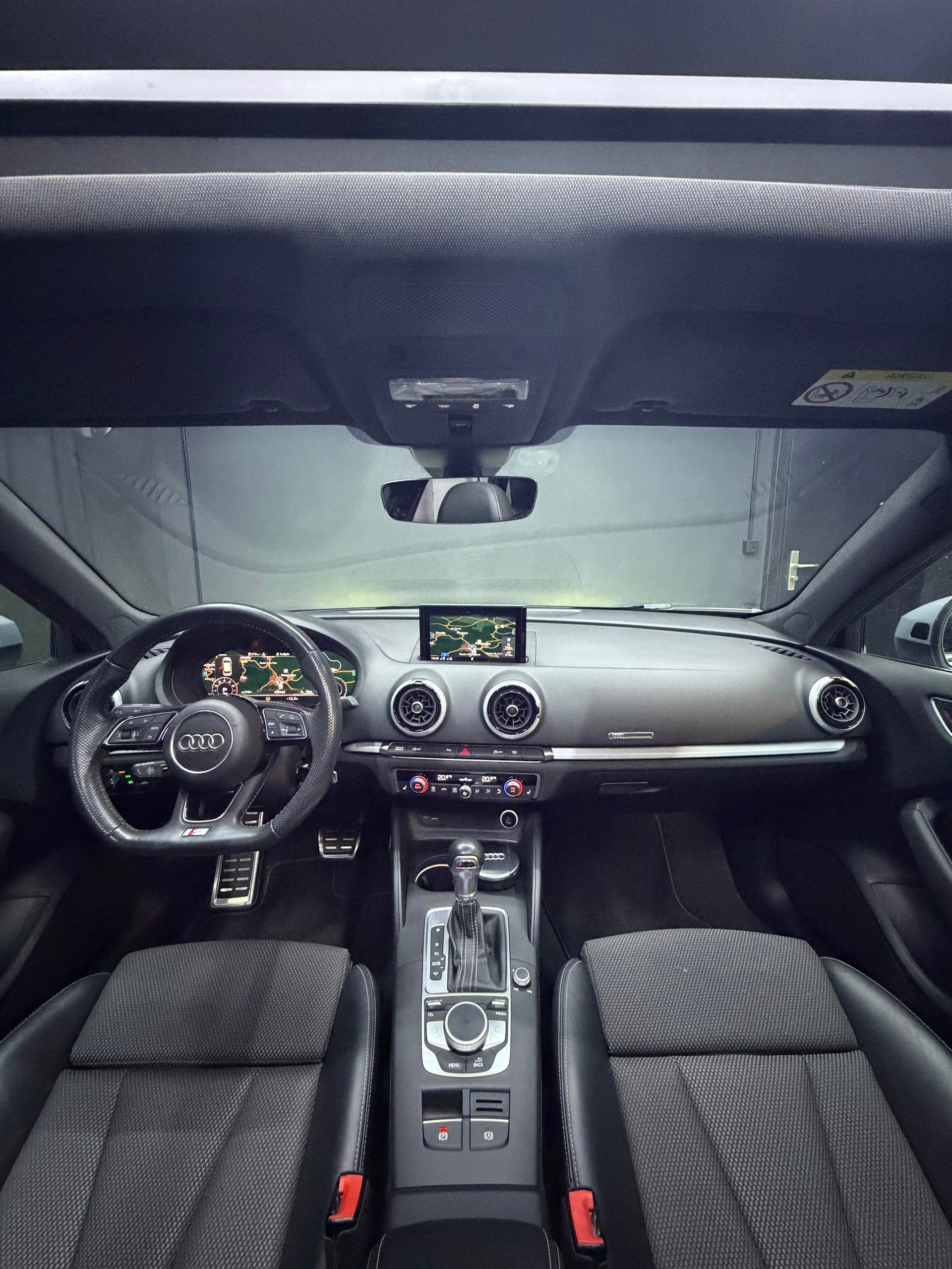 AUDI A3 Sportback 35 TFSI Sport S-tronic-image-12