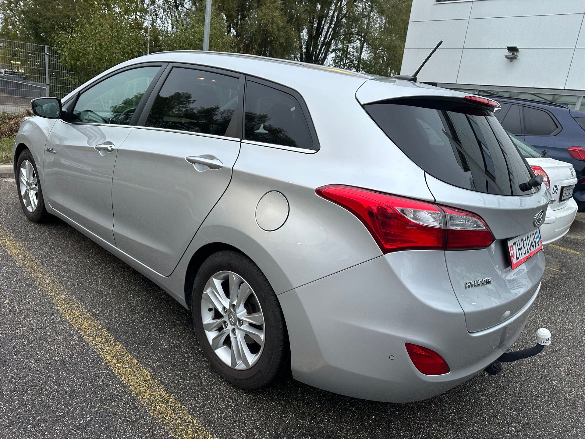 HYUNDAI i30 Wagon 1.6 GDI Premium-image-3