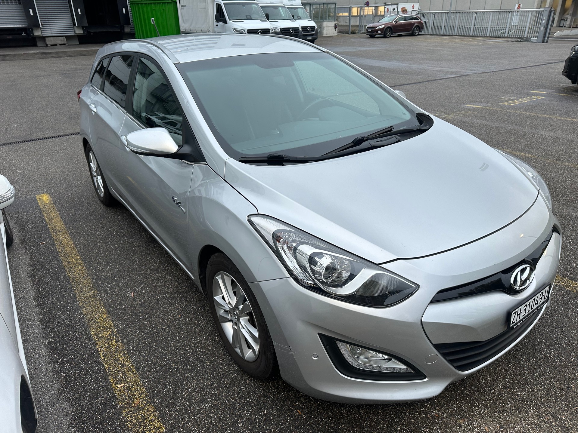 HYUNDAI i30 Wagon 1.6 GDI Premium-image-1