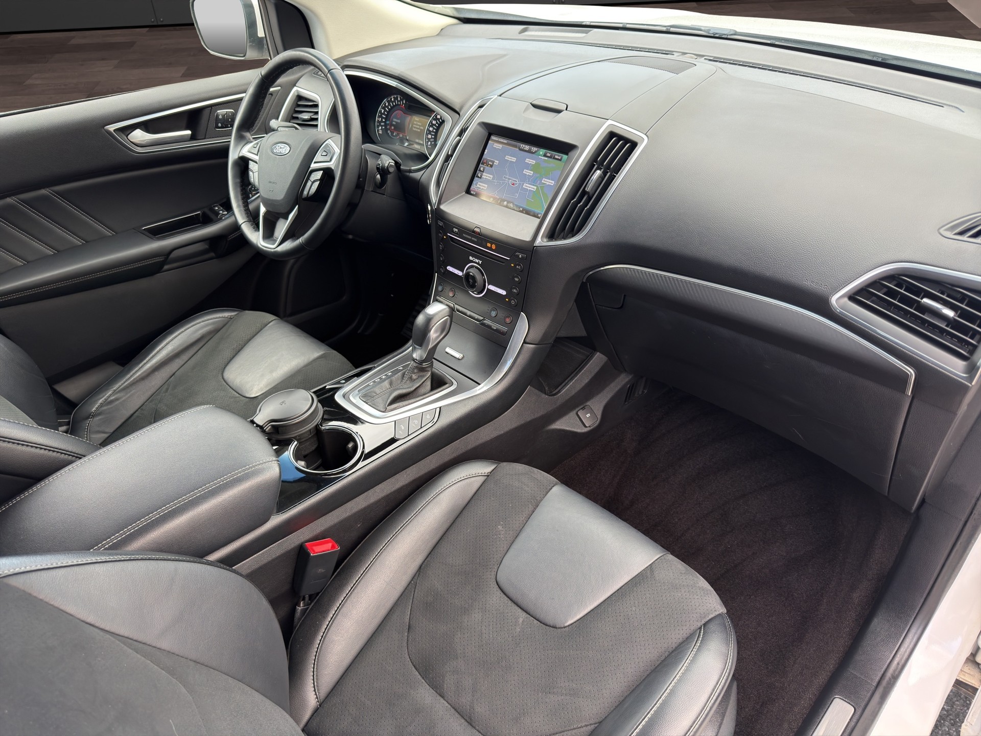 FORD Edge 2.0 TDCi Sport 4WD PowerShift-image-18
