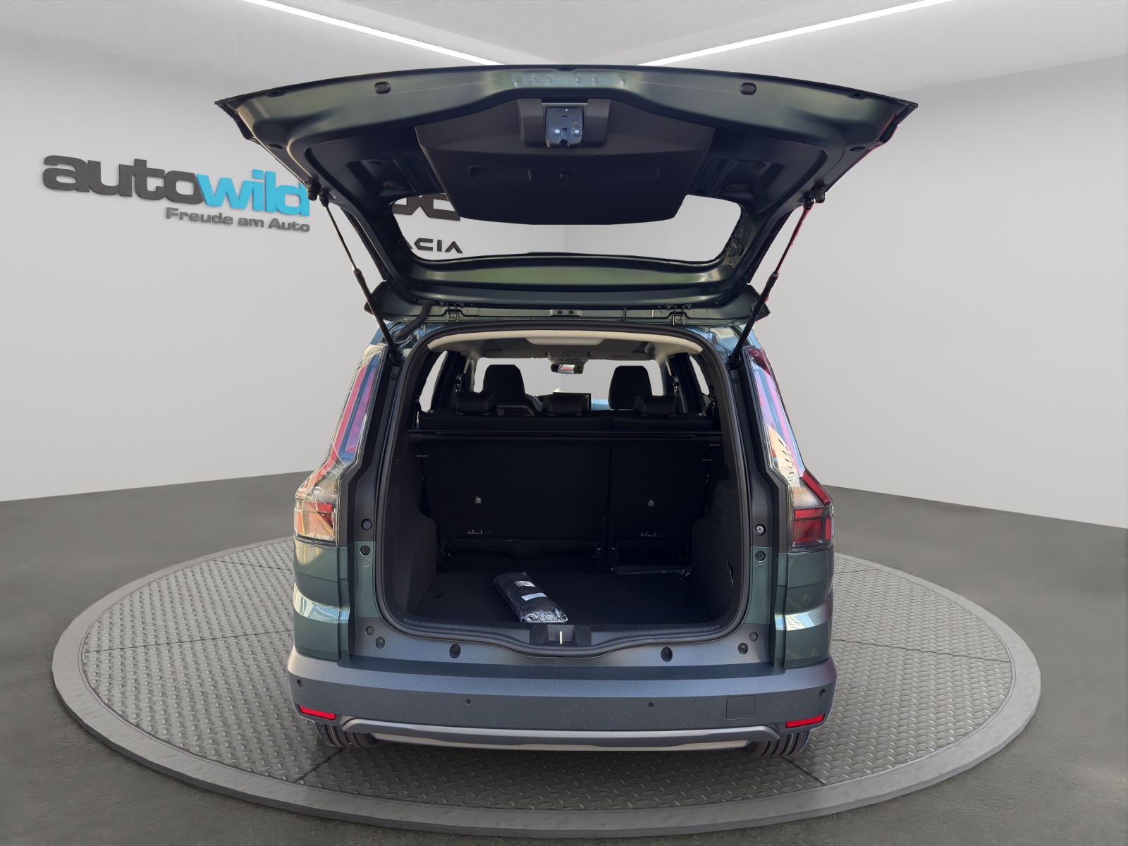DACIA Jogger HEV 155 Journey-image-6