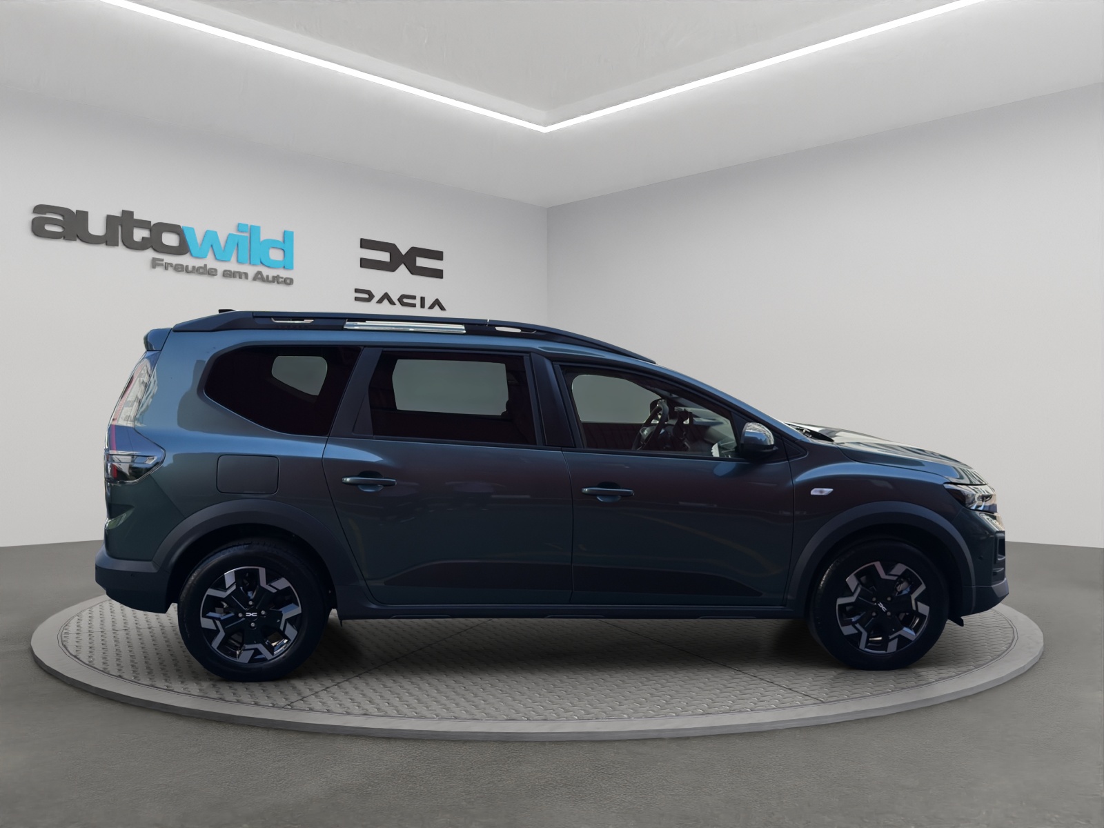 DACIA Jogger HEV 155 Journey-image-12