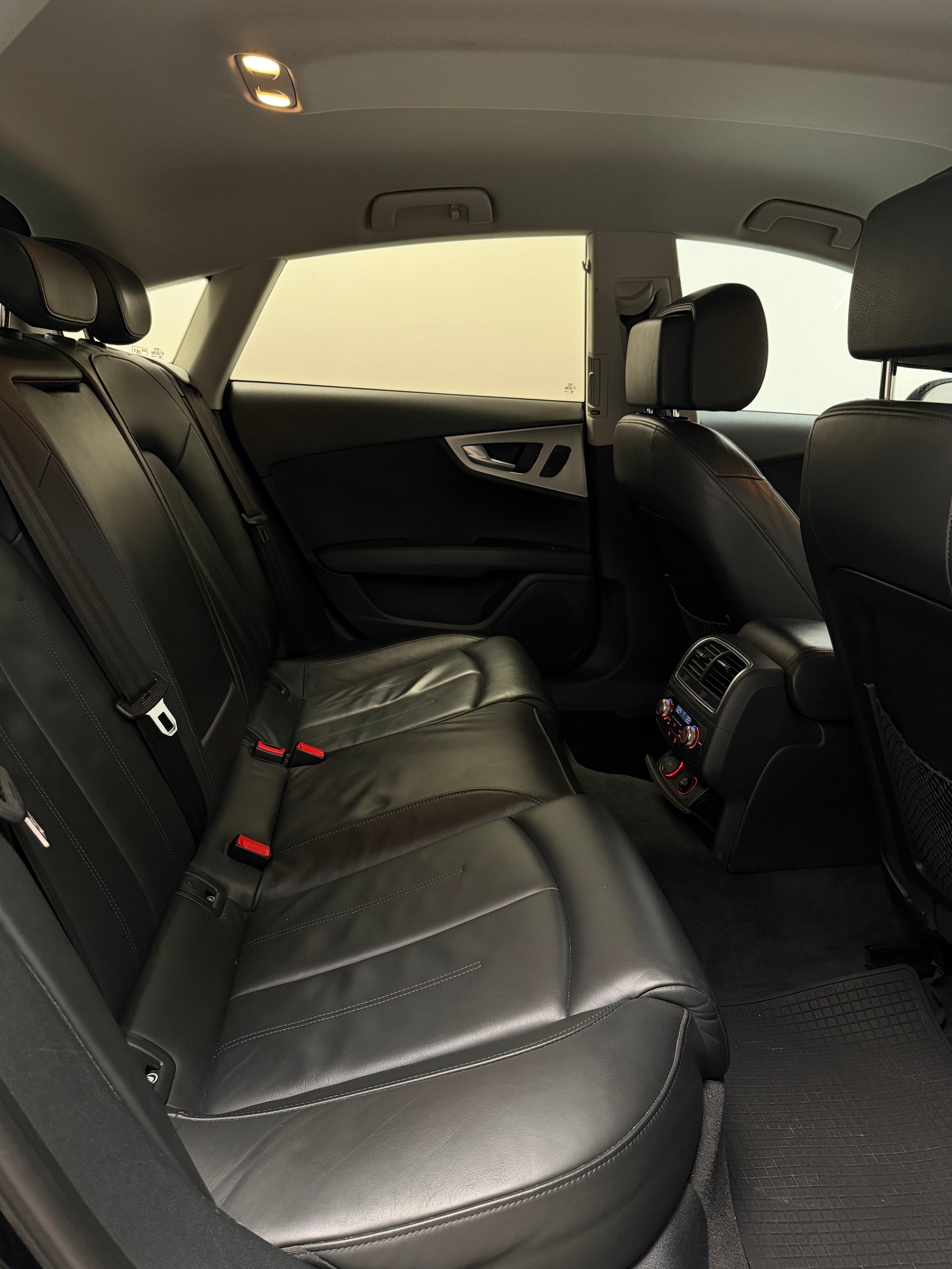 AUDI A7 Sportback 3.0 BiTDI quattro tiptronic-image-12