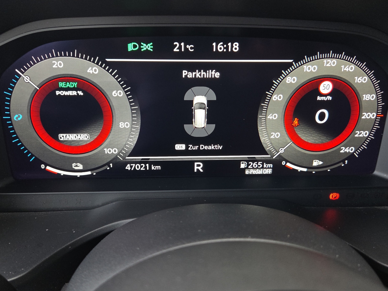 NISSAN X-Trail 1.5 VC-T e-Power 4WD 7 Sitze Tekna+-image-8
