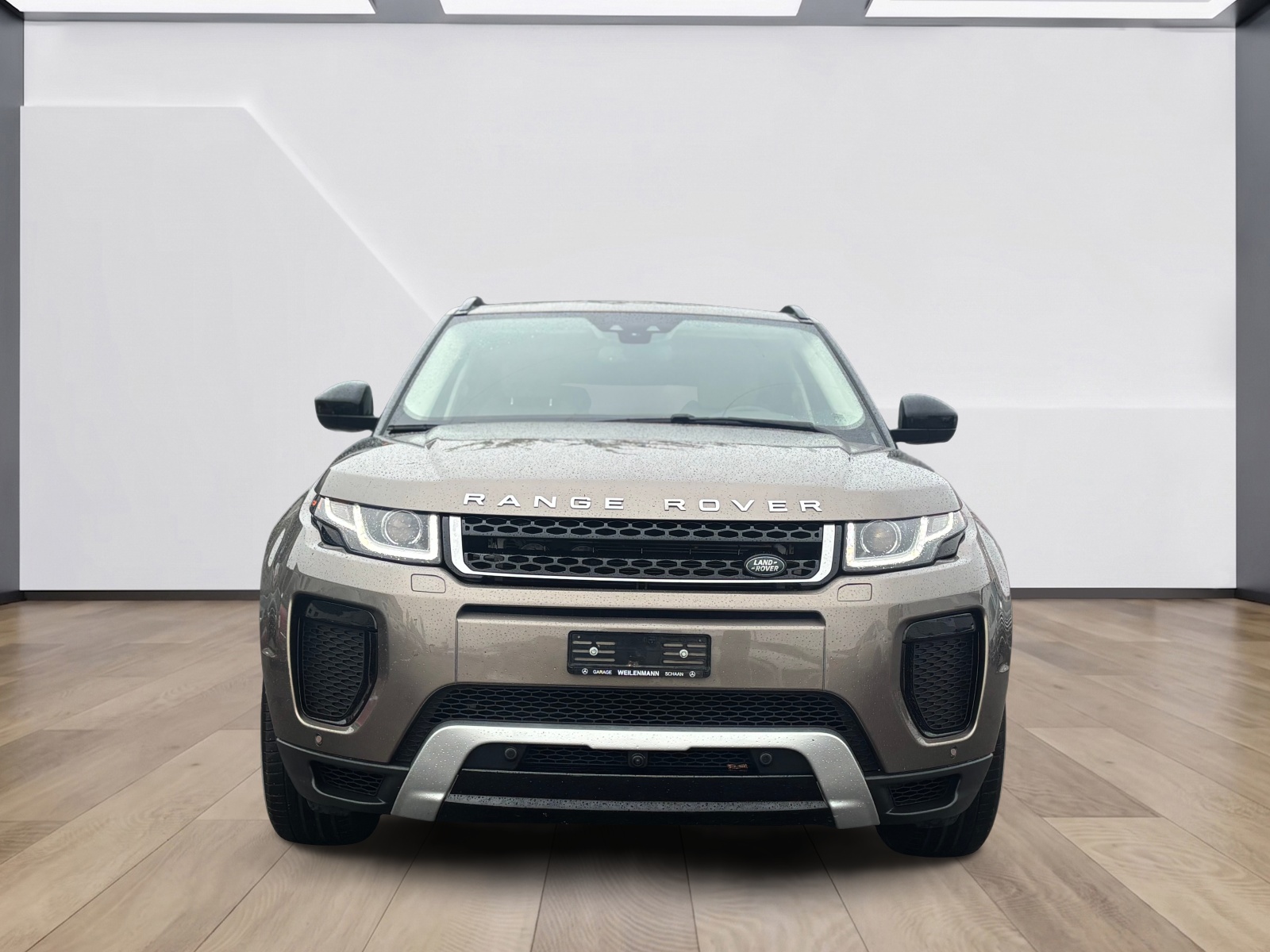 LAND ROVER Range Rover Evoque 2.0 TD4 Pure AT9-showroom-element-1
