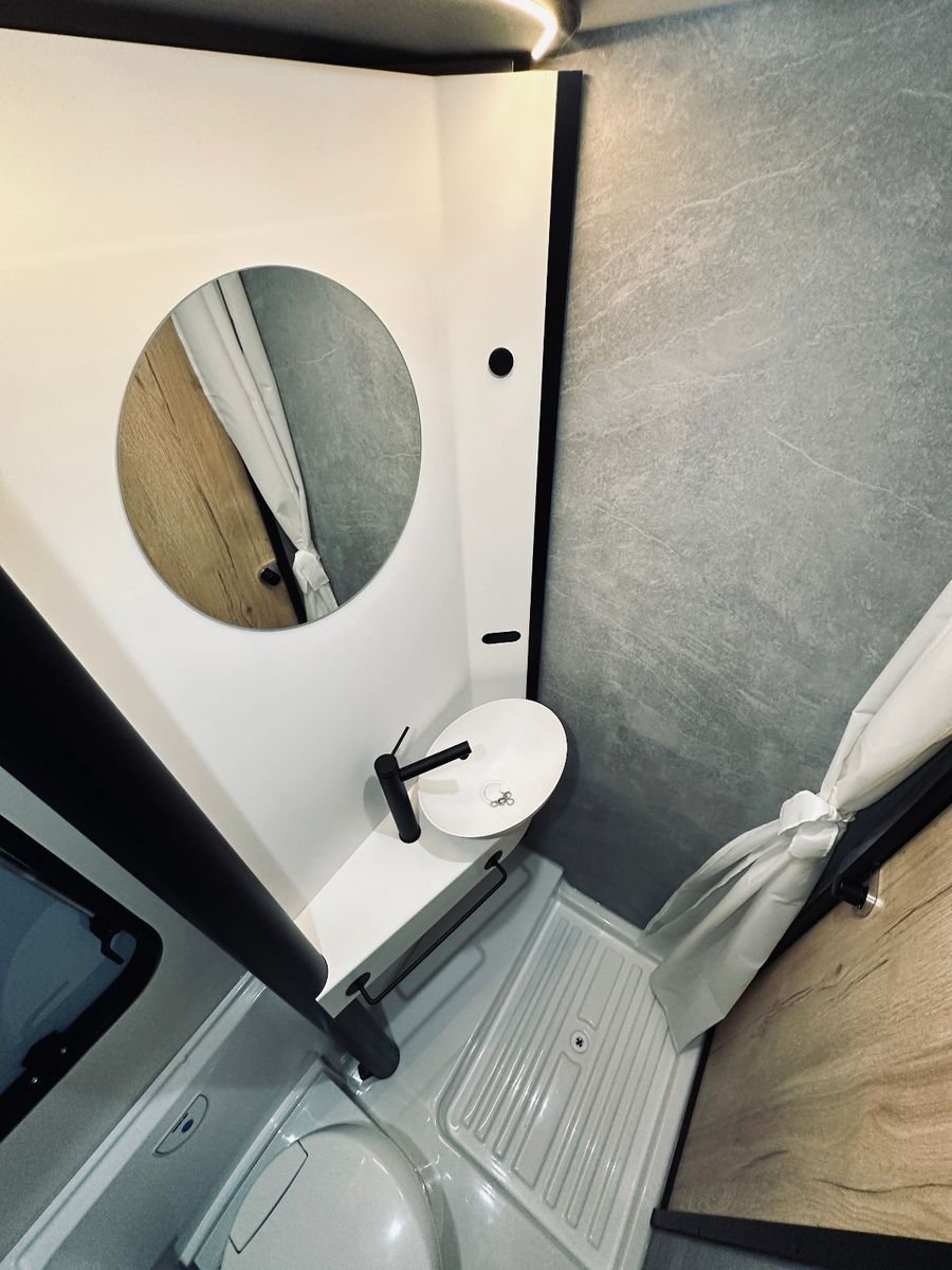 XGO Dynamic 39 Lounge-image-8