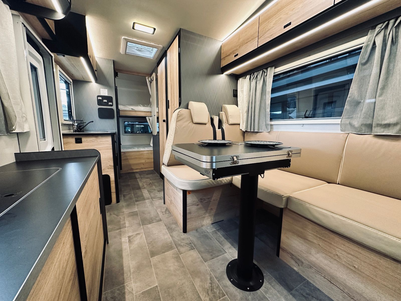 XGO Dynamic 39 Lounge-image-4
