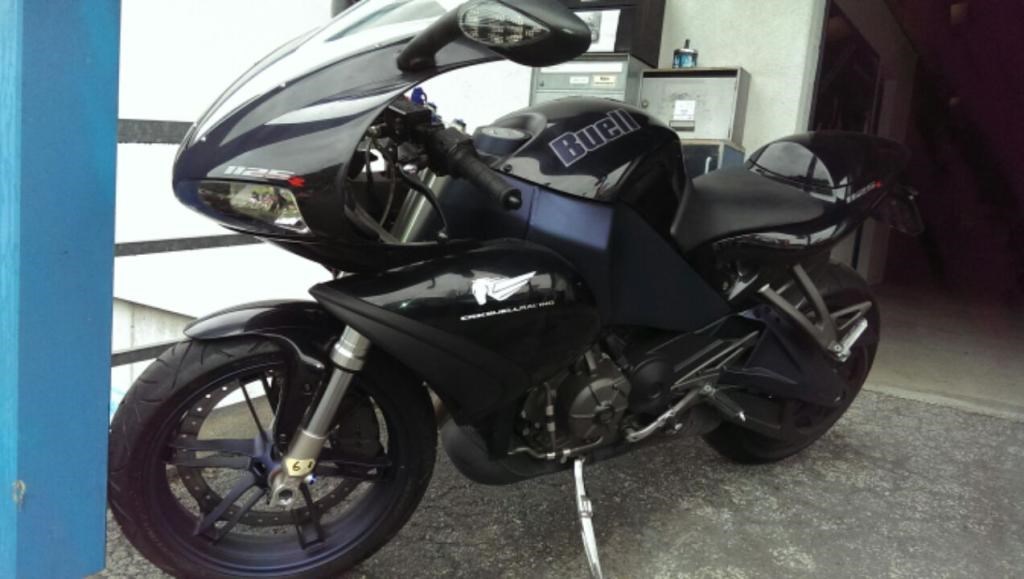 BUELL 1125 R-image-2
