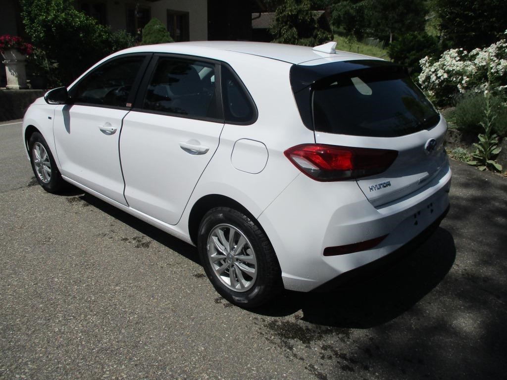 HYUNDAI i30 1.0 T-GDi Origo 48V MH iMT-image-6