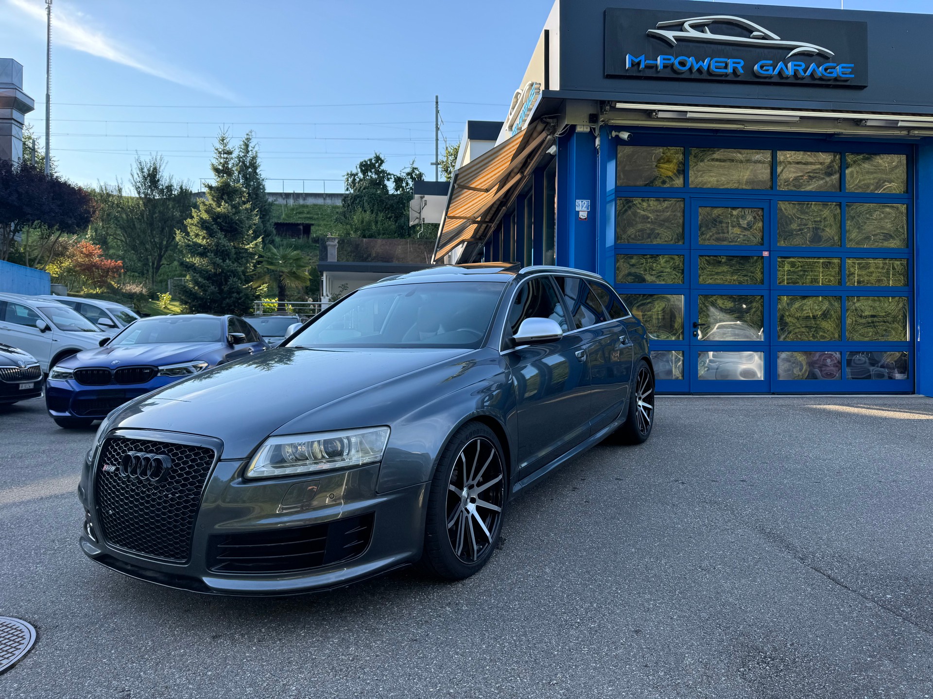 AUDI RS6 Avant 5.0 TFSI V10 quattro tiptronic-image-0