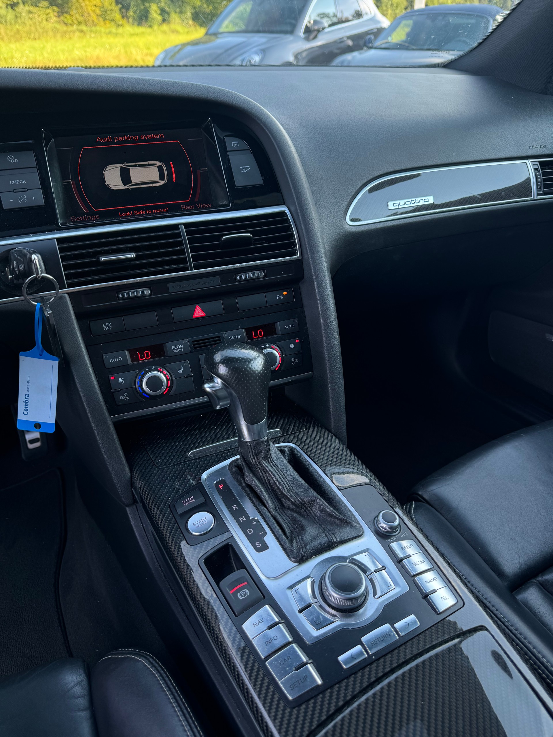 AUDI RS6 Avant 5.0 TFSI V10 quattro tiptronic-image-13