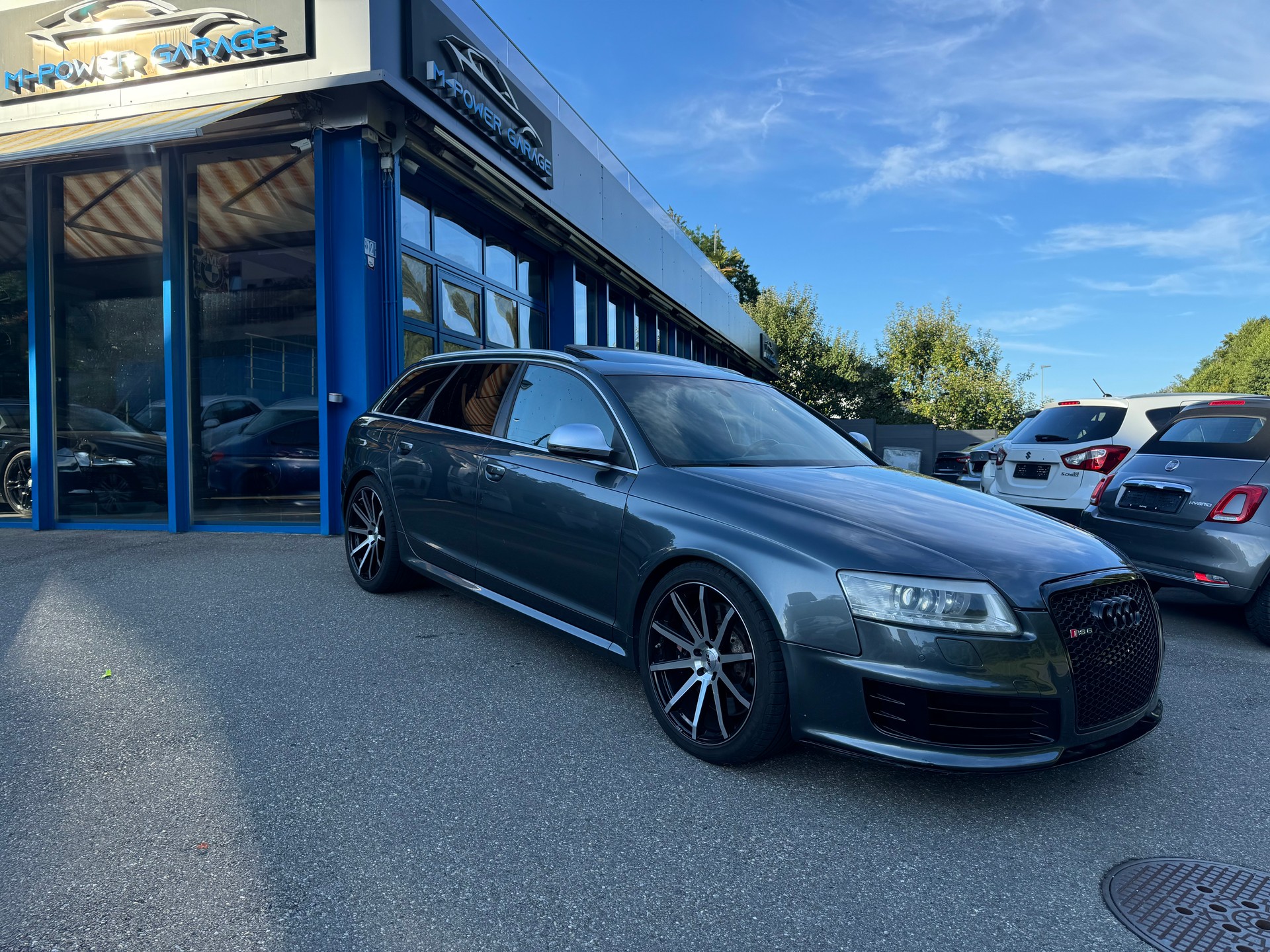 AUDI RS6 Avant 5.0 TFSI V10 quattro tiptronic-image-1