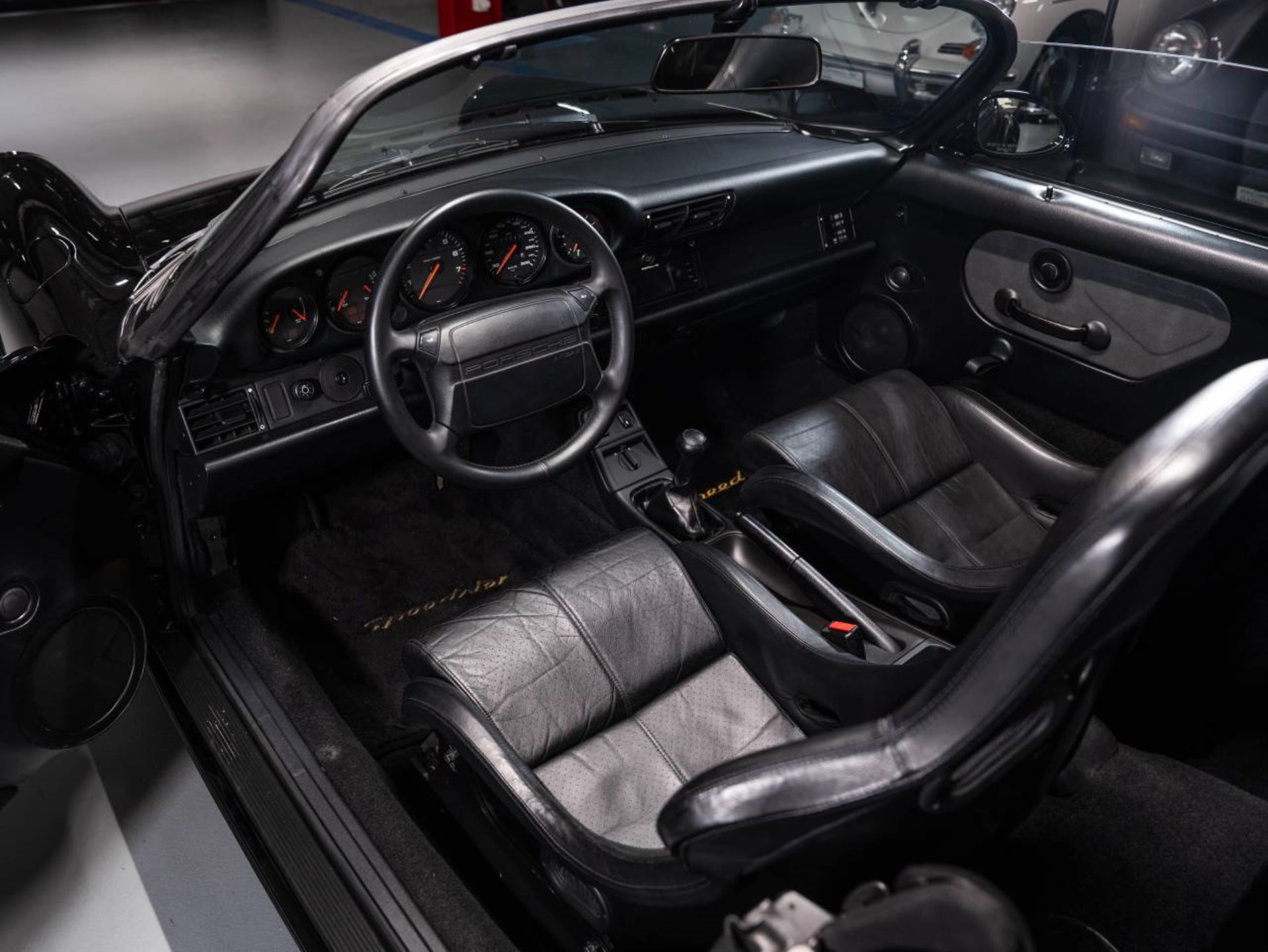 PORSCHE 911 Speedster-image-4