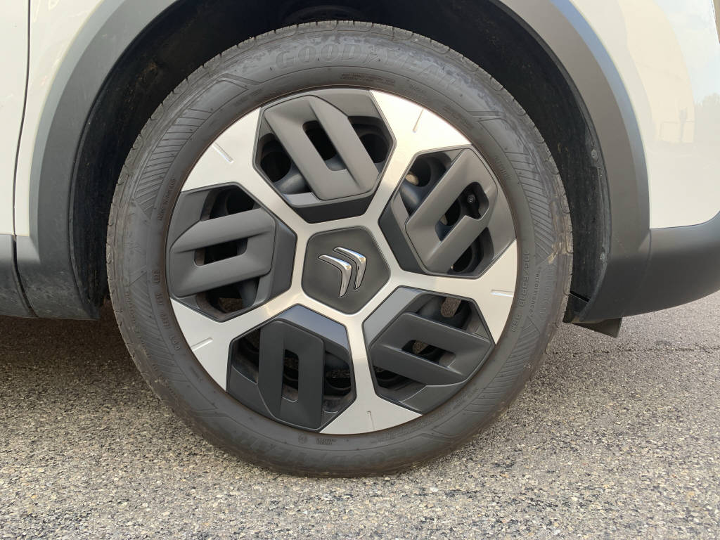 CITROEN C4 Essence 130ch EAT8 Swiss Edition-image-12