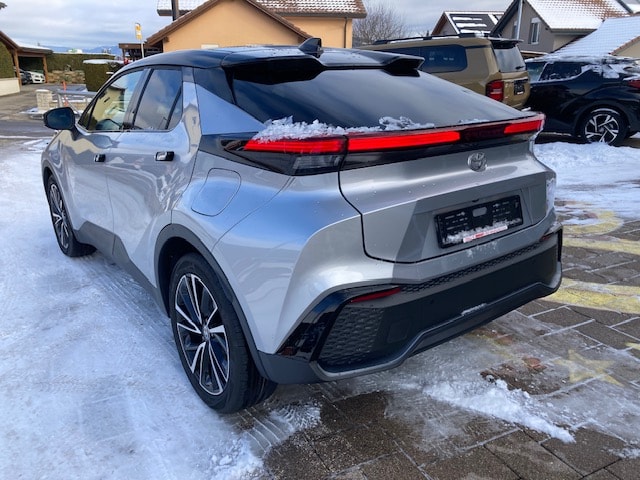TOYOTA C-HR 2.0 PHEV CVT Trend-image-6