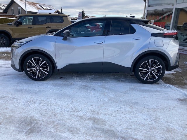 TOYOTA C-HR 2.0 PHEV CVT Trend-image-7