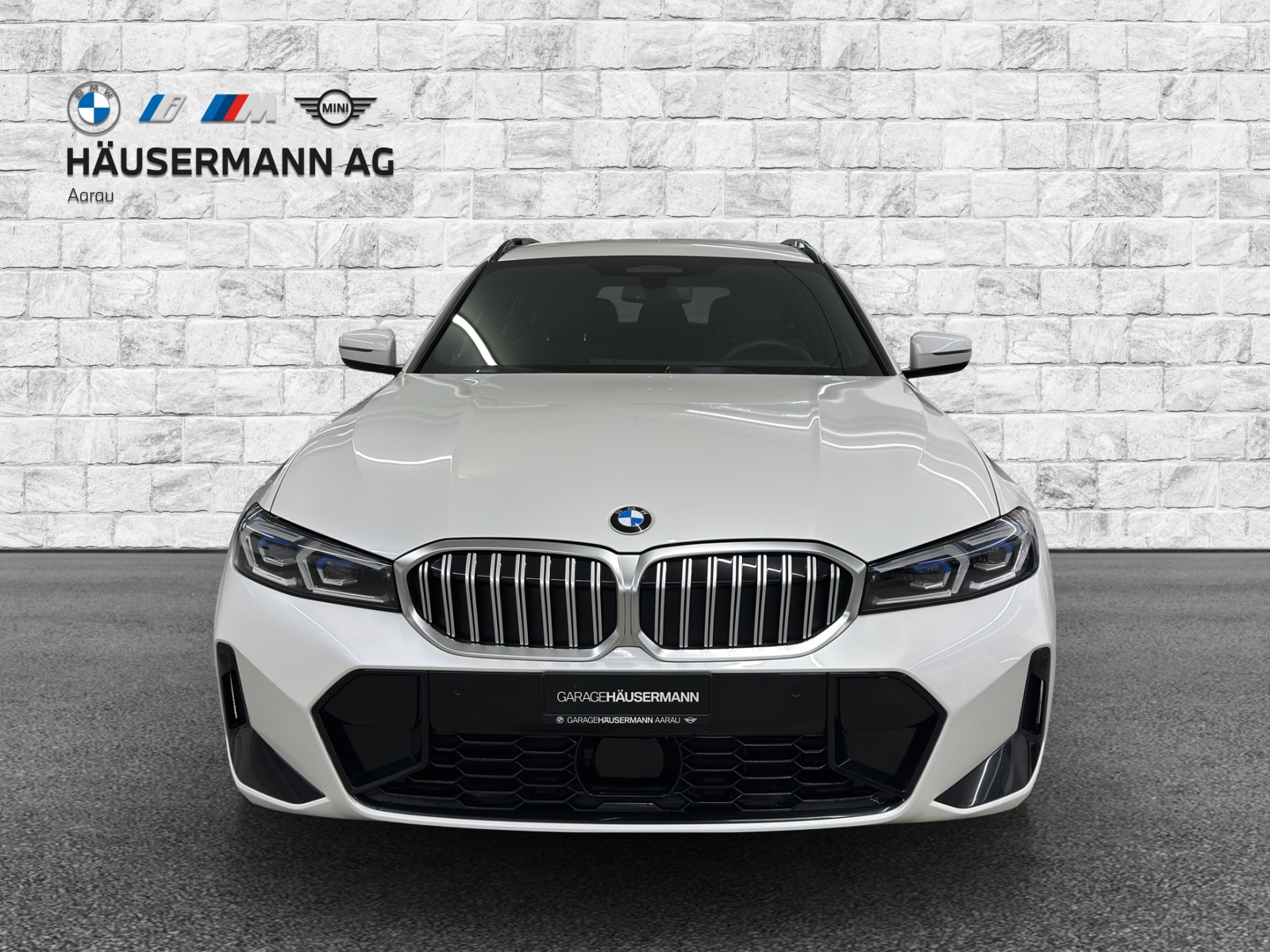BMW 320d xDr 48V Tour M Sport-showroom-element-1