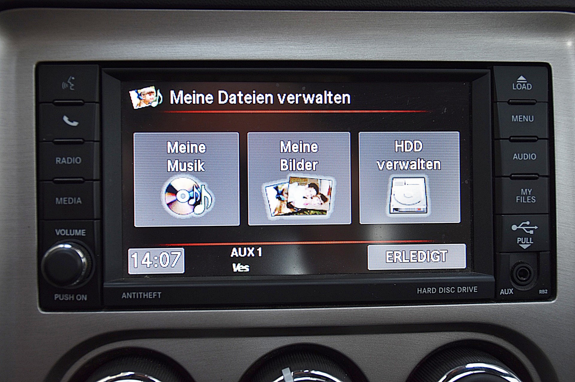 DODGE CHALLENGER 6,4 SRT8 392 V8 HEMI AUT.-image-9