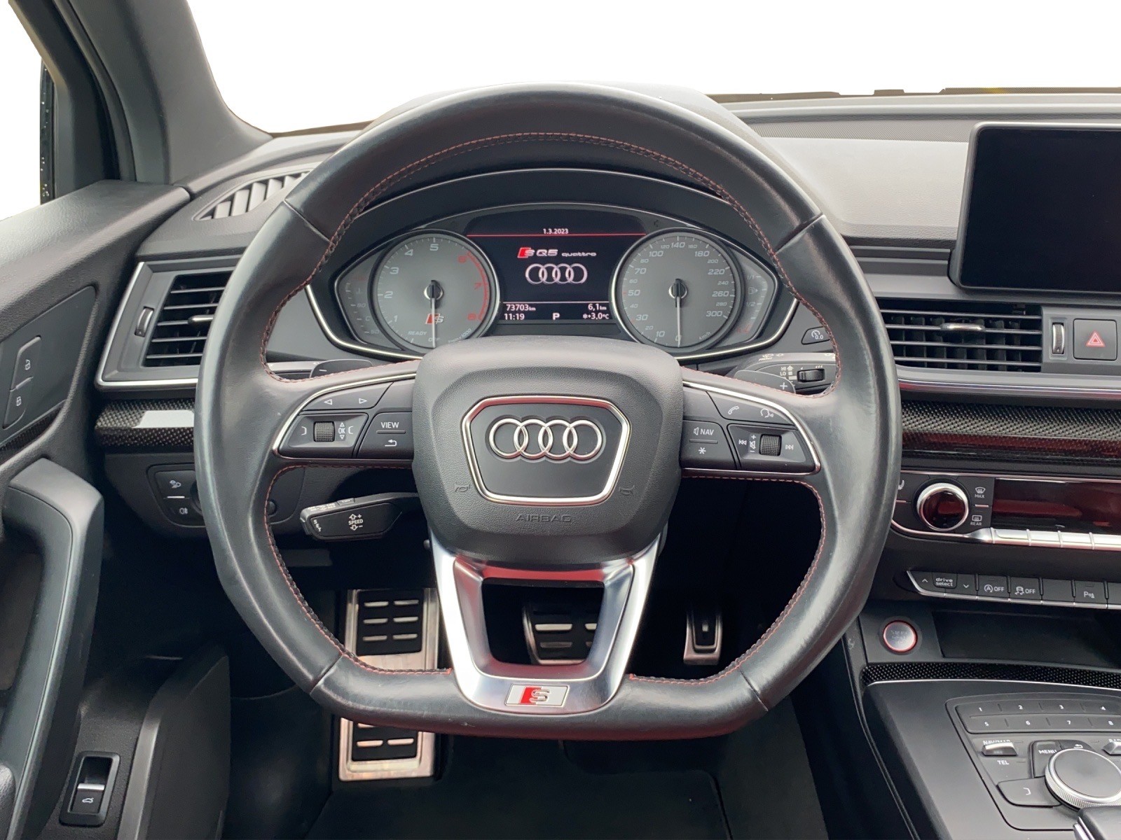 AUDI SQ5 3.0 TFSI quattro S-tronic / ONE of ONE Farbkombination-image-9