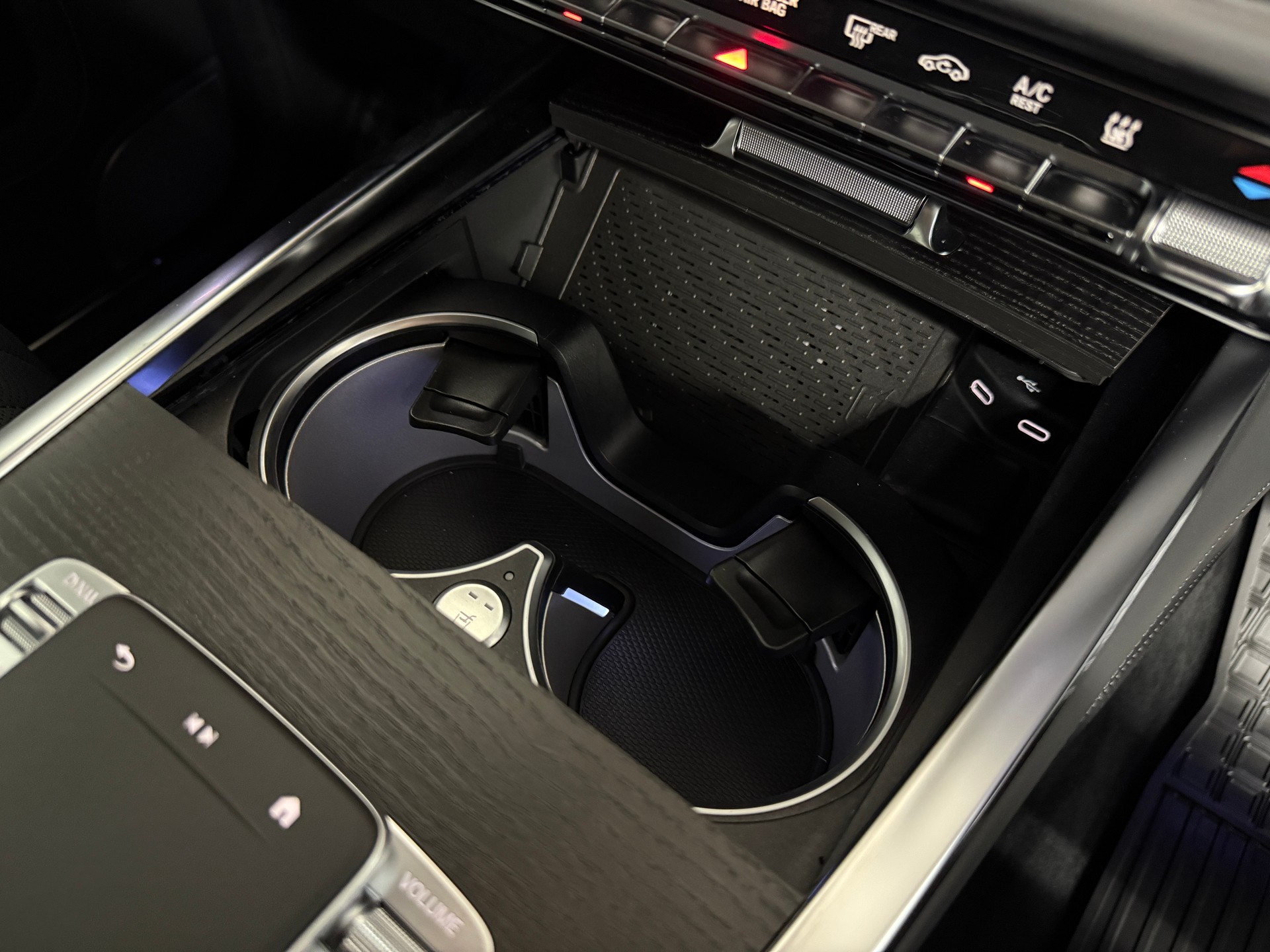 MERCEDES-BENZ G 500-image-12