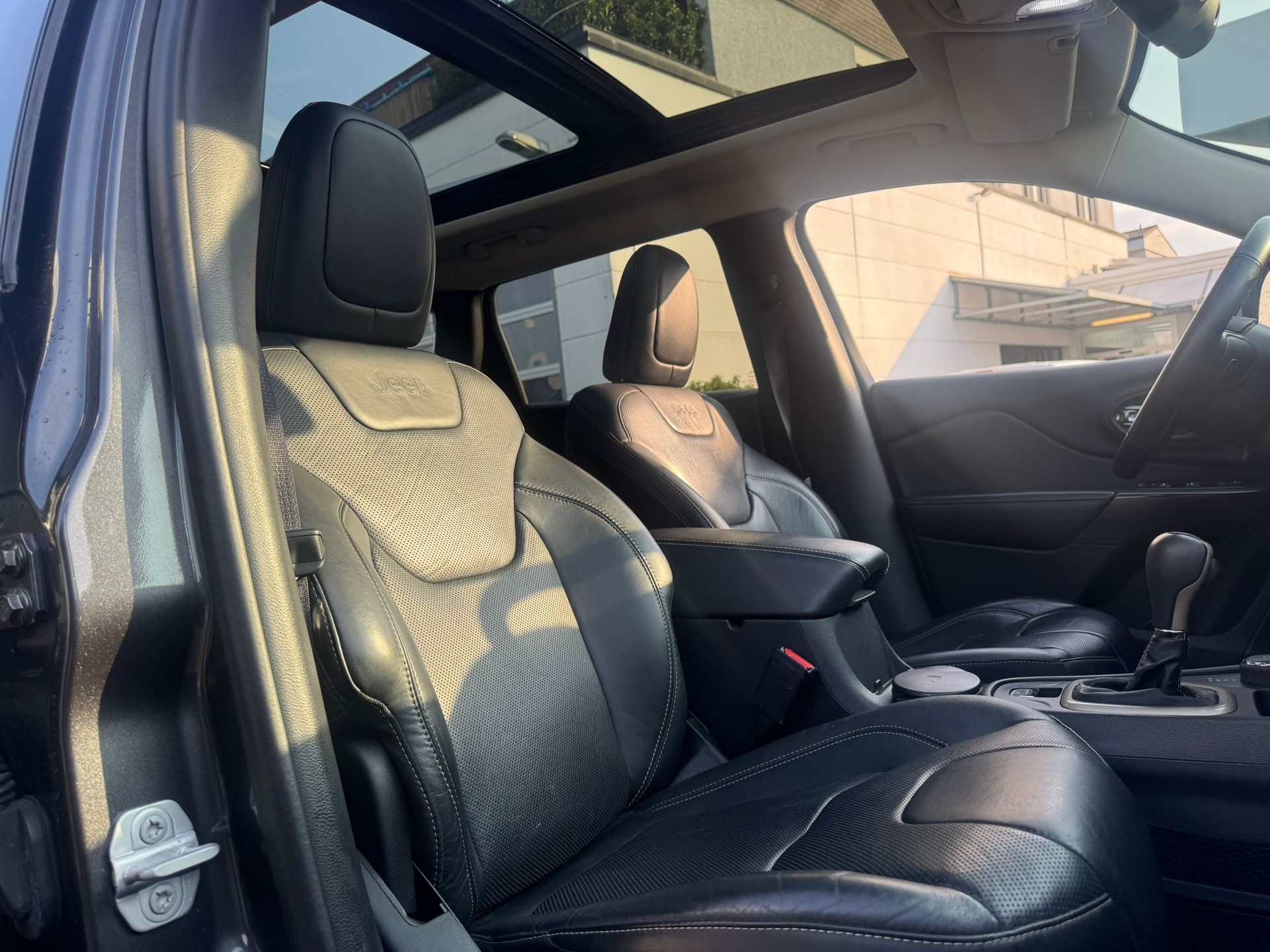 JEEP Cherokee 2.2TD Limited AWD 9ATX AD-image-11