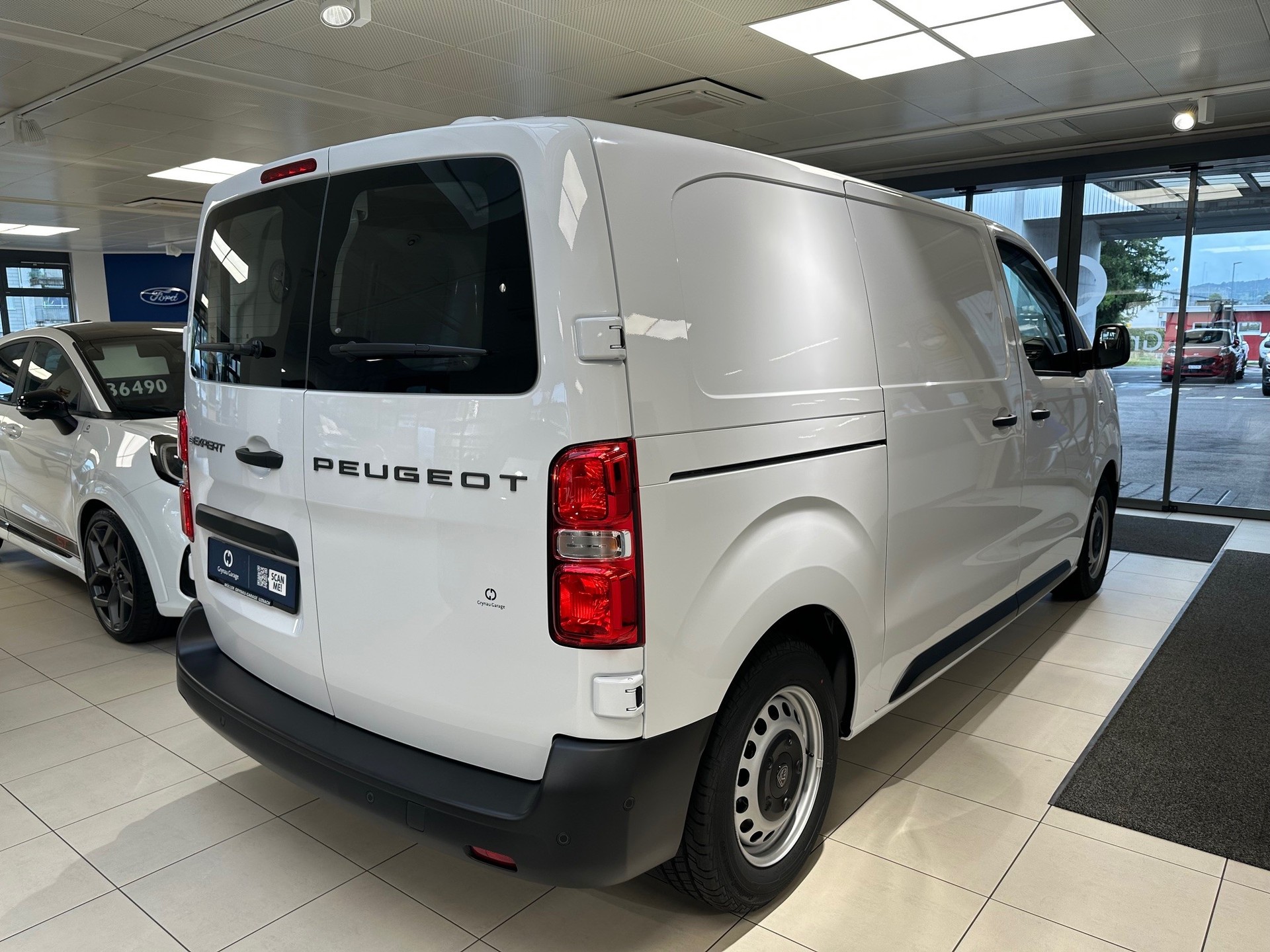 PEUGEOT e-Expert Kaw. Standard 75 kWh-image-4