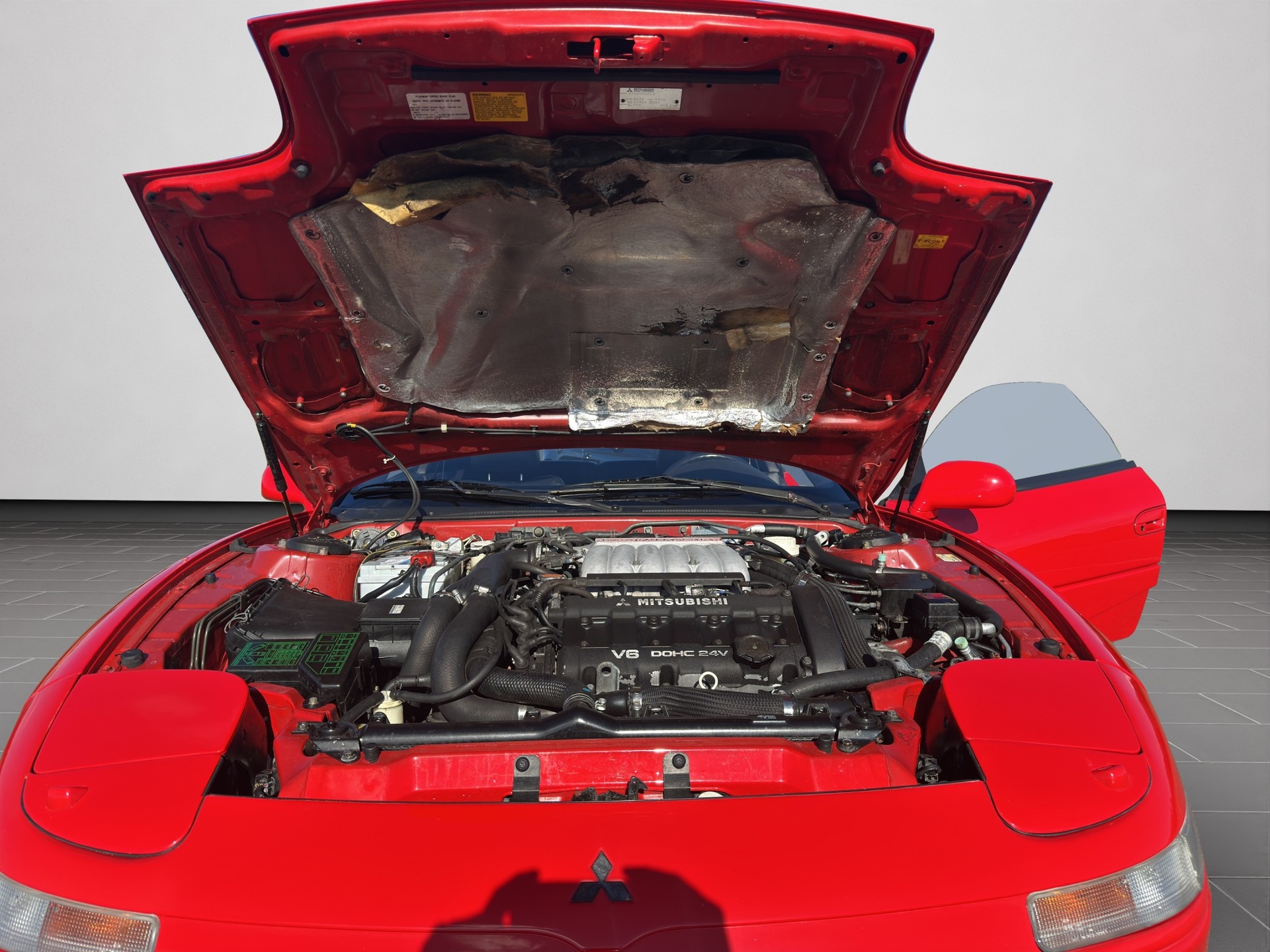 MITSUBISHI 3000 GT-image-14