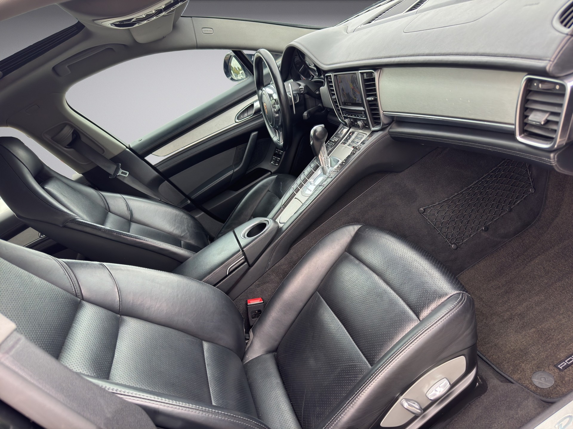 PORSCHE 3.0 Diesel Tiptronic-image-10
