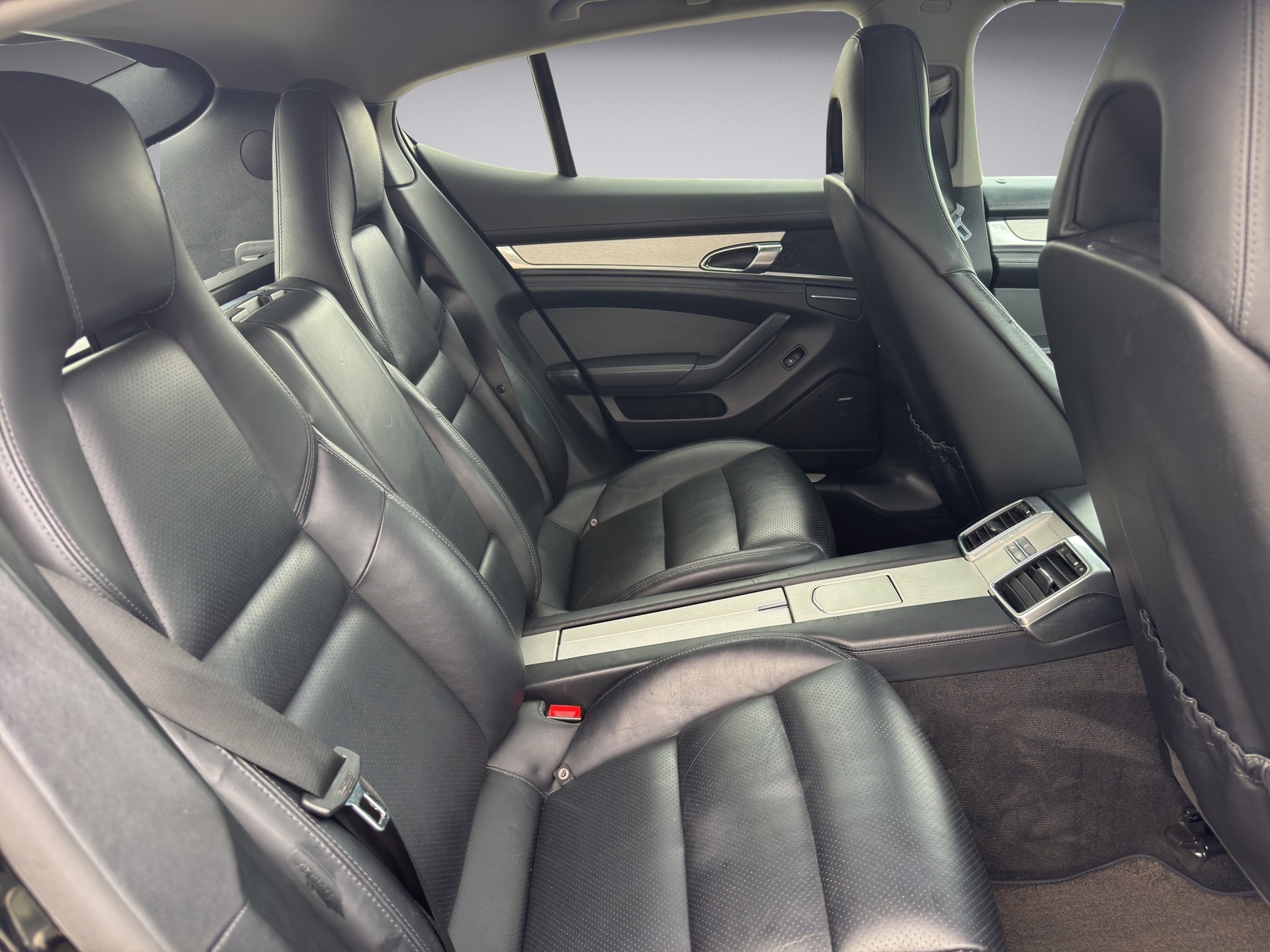 PORSCHE 3.0 Diesel Tiptronic-image-12