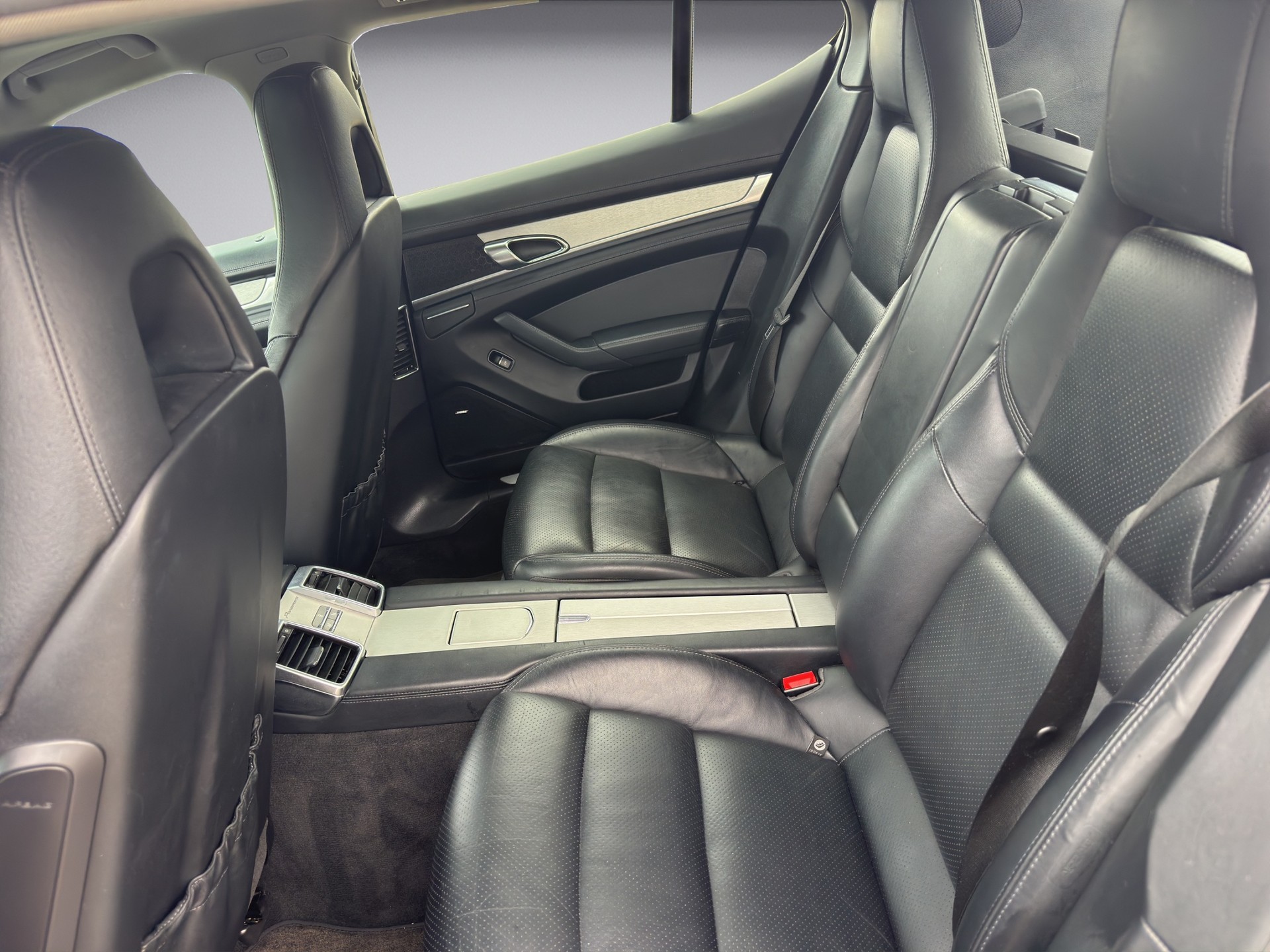 PORSCHE 3.0 Diesel Tiptronic-image-11