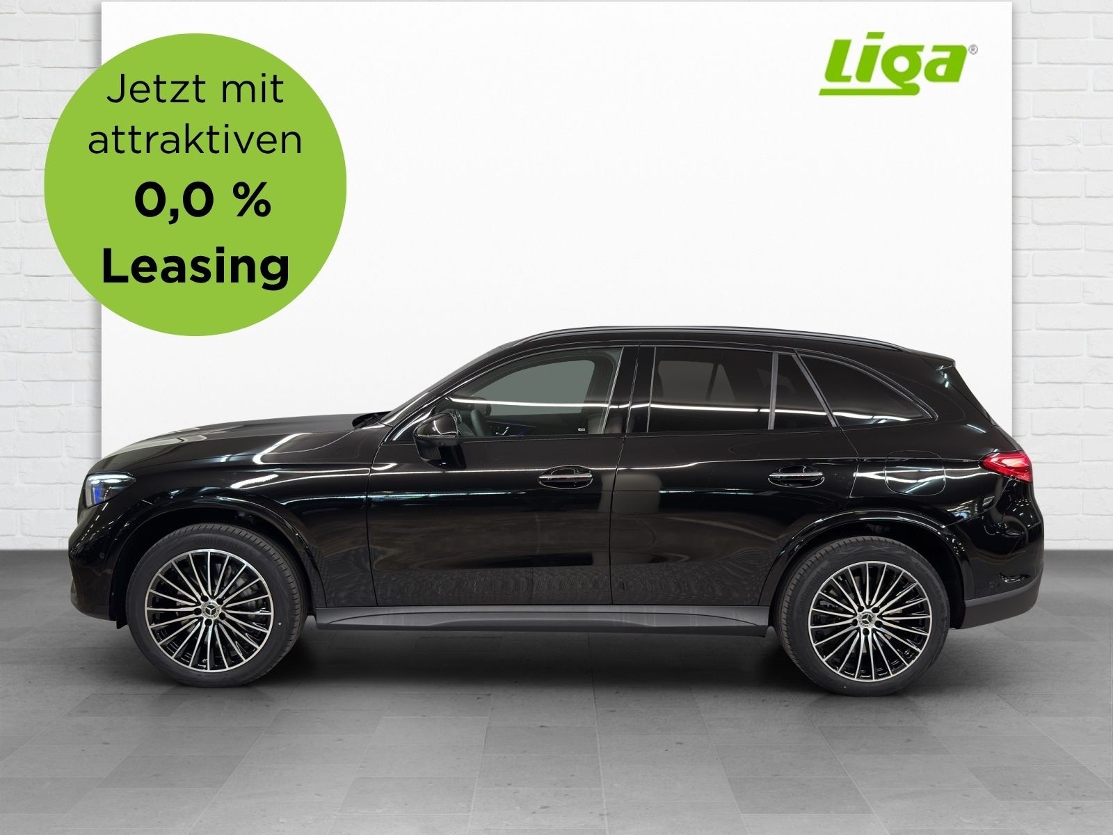 MERCEDES-BENZ GLC 300 e AMG Line 4Matic EQ Star-image-0
