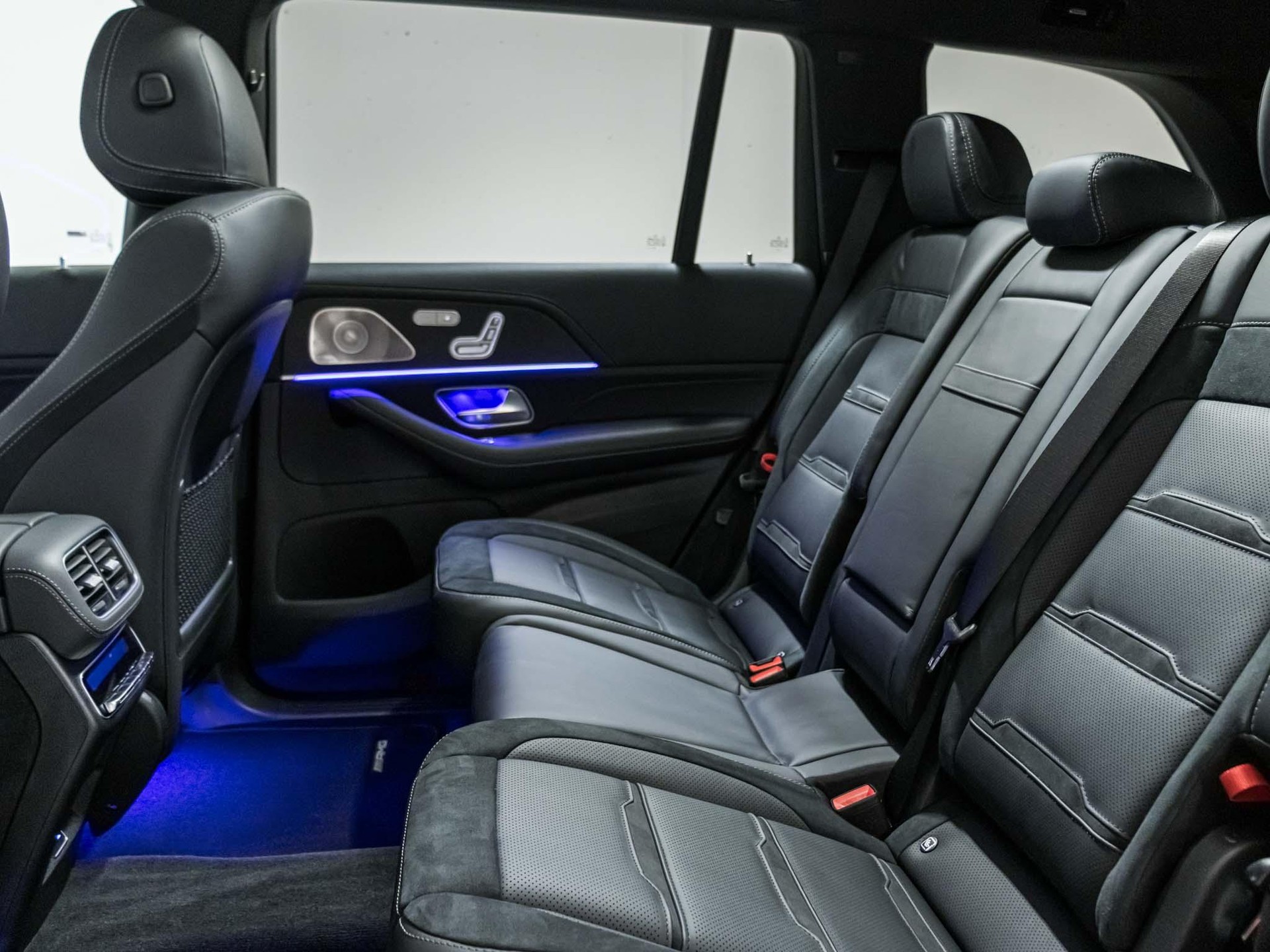 MERCEDES-BENZ GLS 63 AMG 4MATIC+-image-7