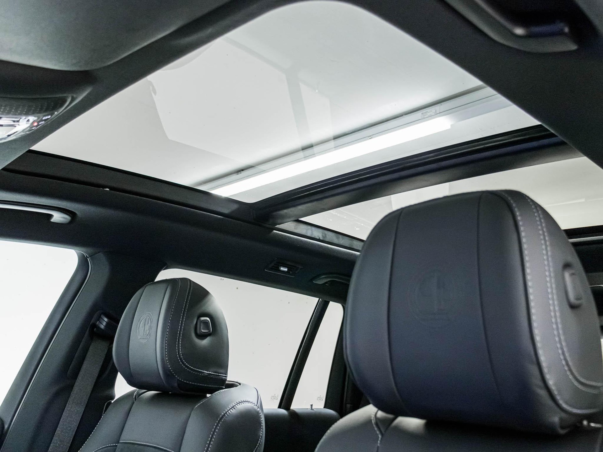 MERCEDES-BENZ GLS 63 AMG 4MATIC+-image-8