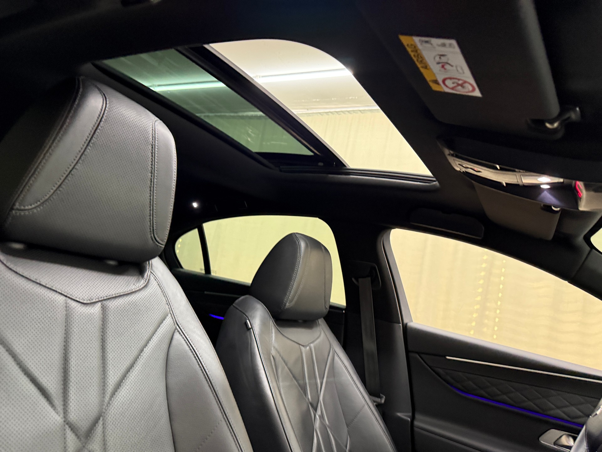 DS AUTOMOBILES DS 9 1.6 E-TENSE 225 Rivoli + e-EAT8-image-12