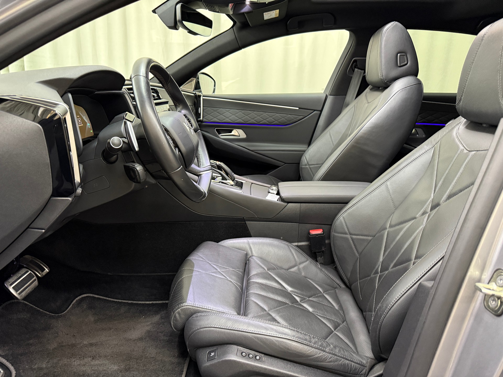 DS AUTOMOBILES DS 9 1.6 E-TENSE 225 Rivoli + e-EAT8-image-7